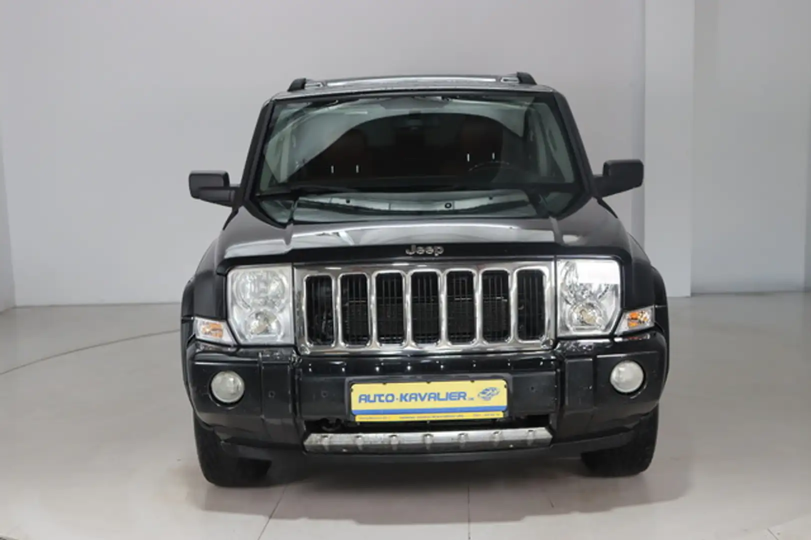 Jeep Commander 3.0 CRD Autom.* Standhzg. Schwarz - 2