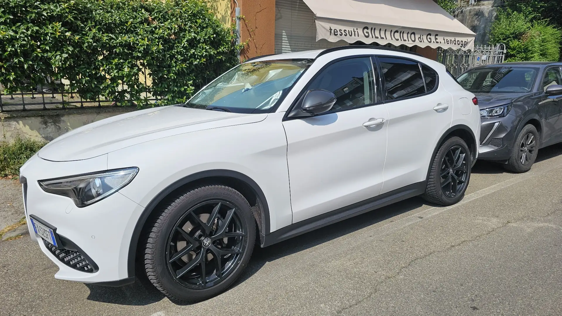 Alfa Romeo Stelvio 2.2 t B-Tech RWD 190cv Auto MY19 - 1