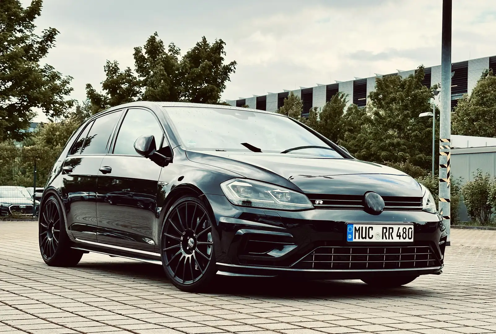 Volkswagen Golf R HGP Tubro / Leder Nappa / 19 Zoll OZ / KW / ACC Black - 1