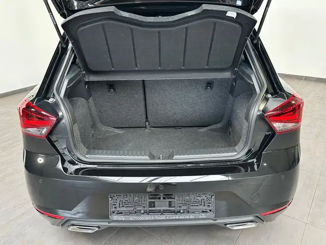 Seat Ibiza view 8