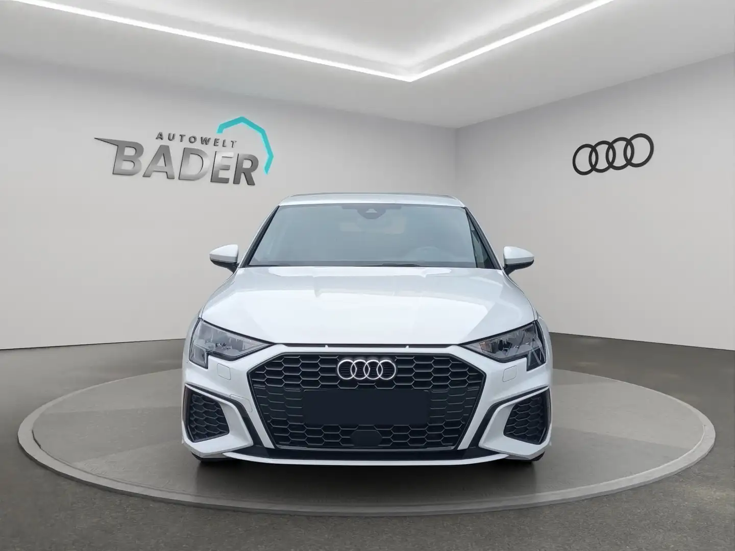 Audi A3 Sportback 1.4 TFSIe S Line SHZ DAB Weiß - 2