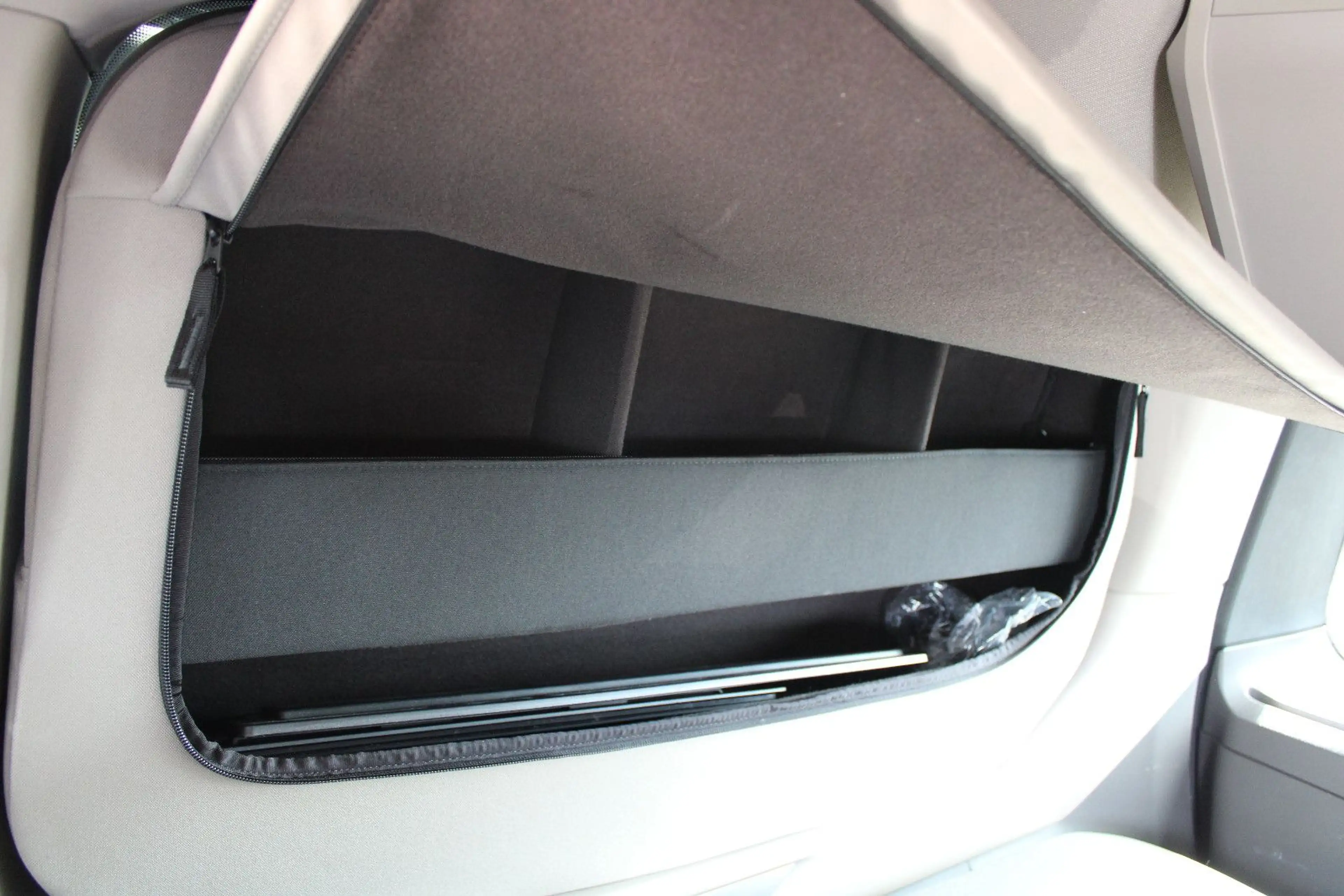 Volkswagen T7 California eHybrid 4MOTION DSG "OCEAN" — photo 26