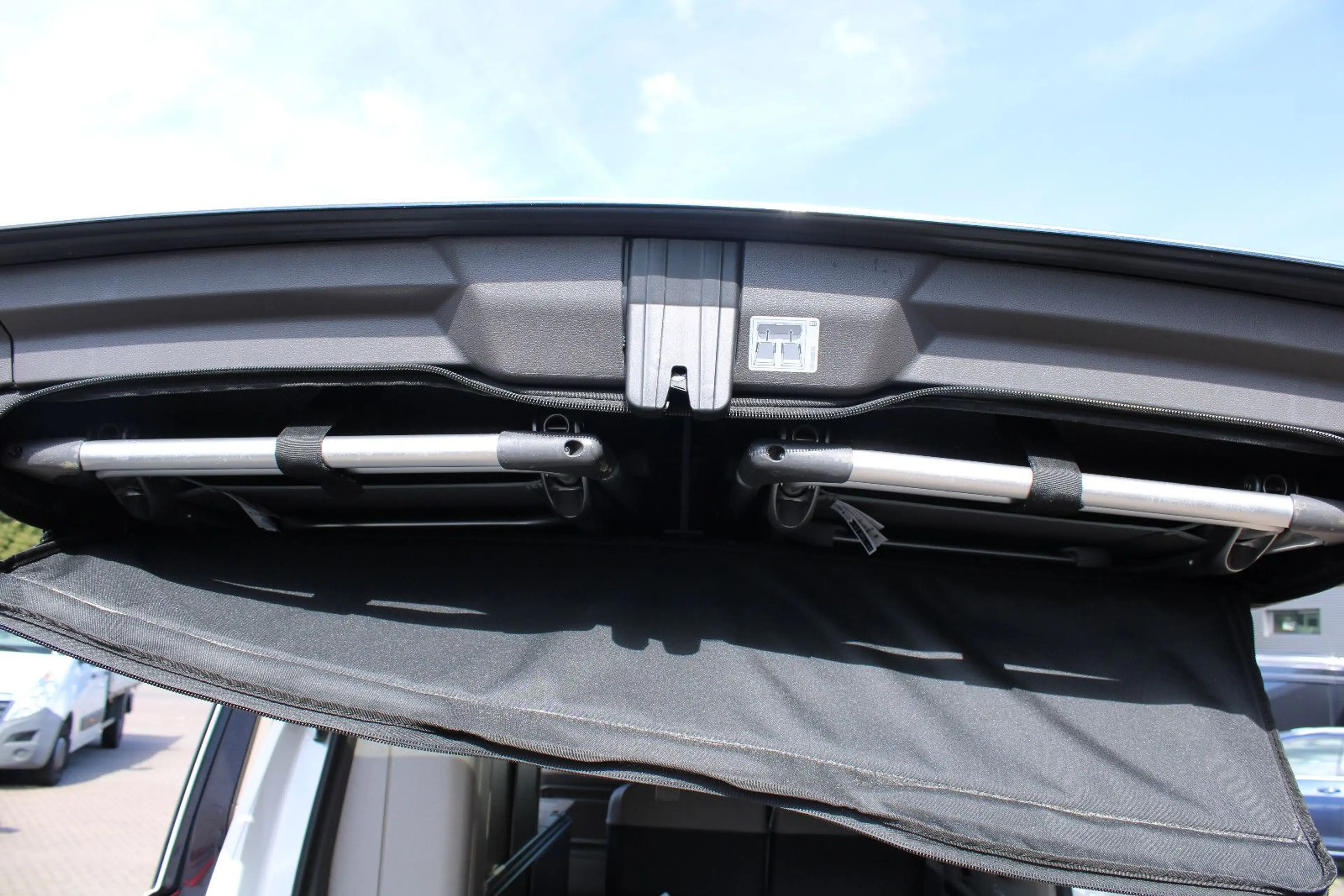 Volkswagen T7 California eHybrid 4MOTION DSG "OCEAN" — photo 24