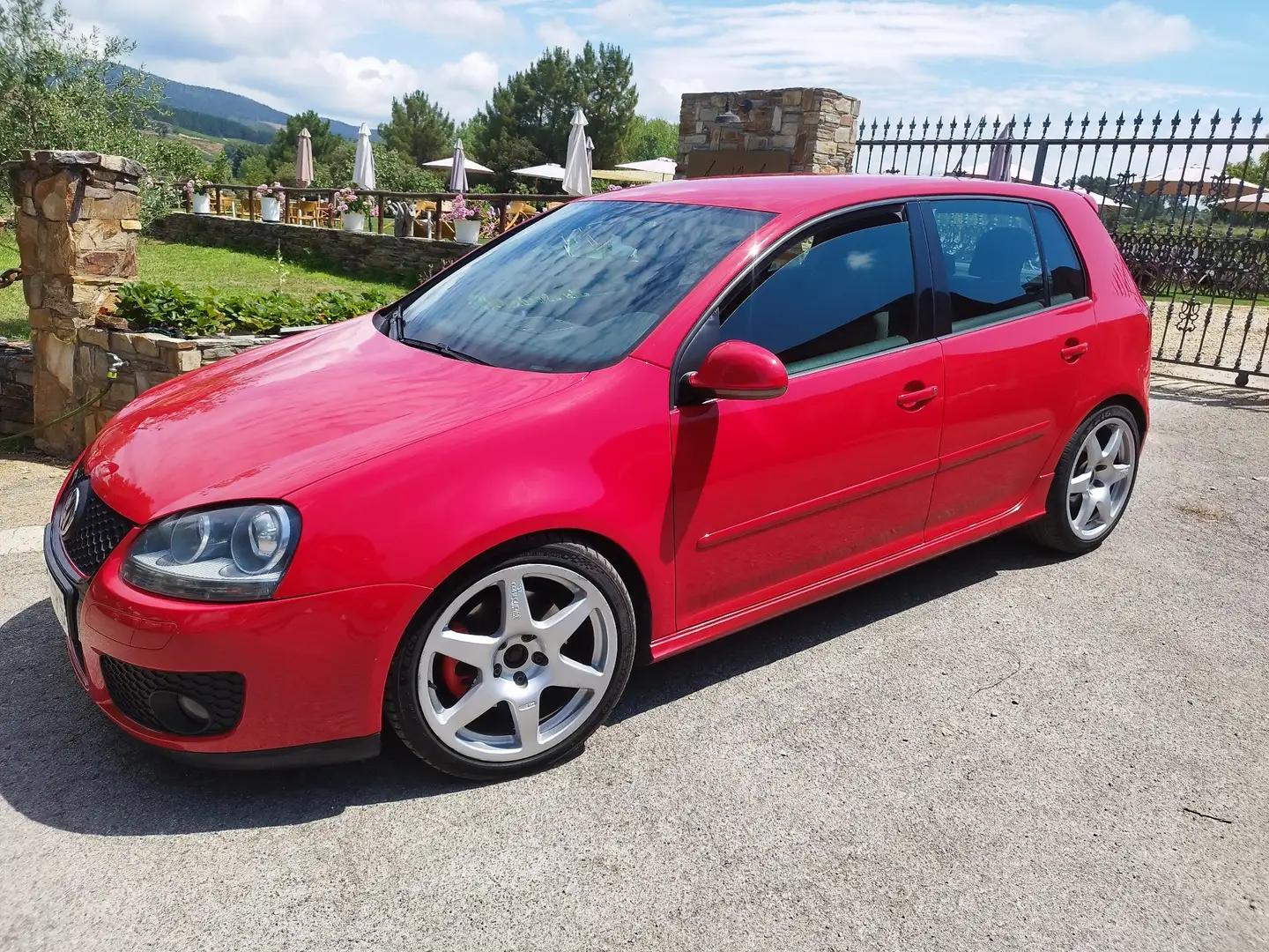Volkswagen Golf GTI 2.0 TFSI - 2