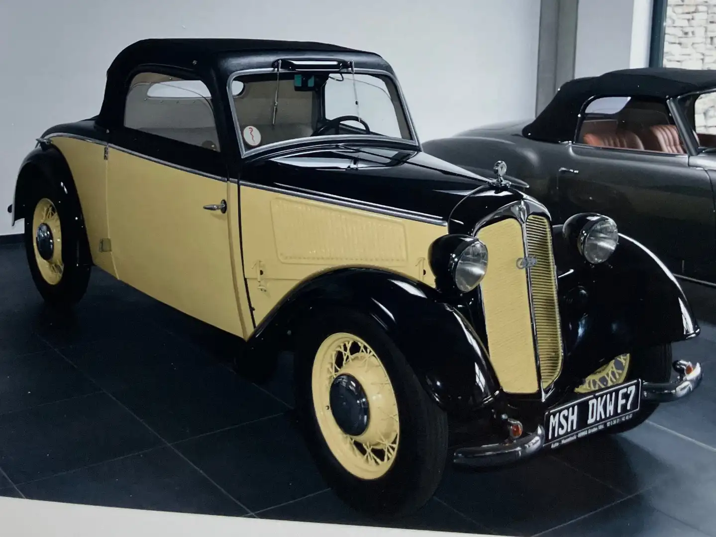 Audi A7 DKW F7 Gelb - 1