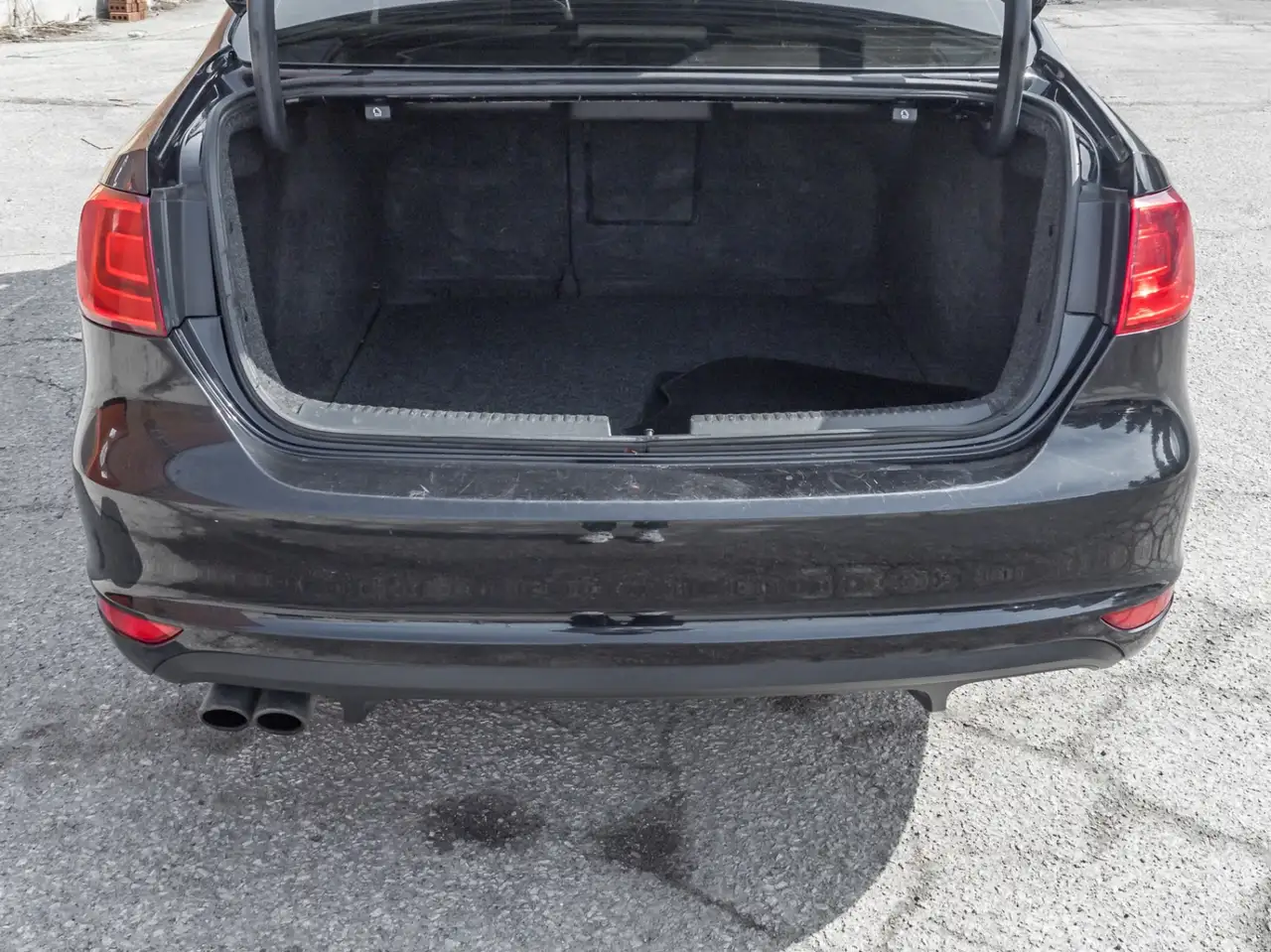 Volkswagen GLI снимка Volkswagen GLI