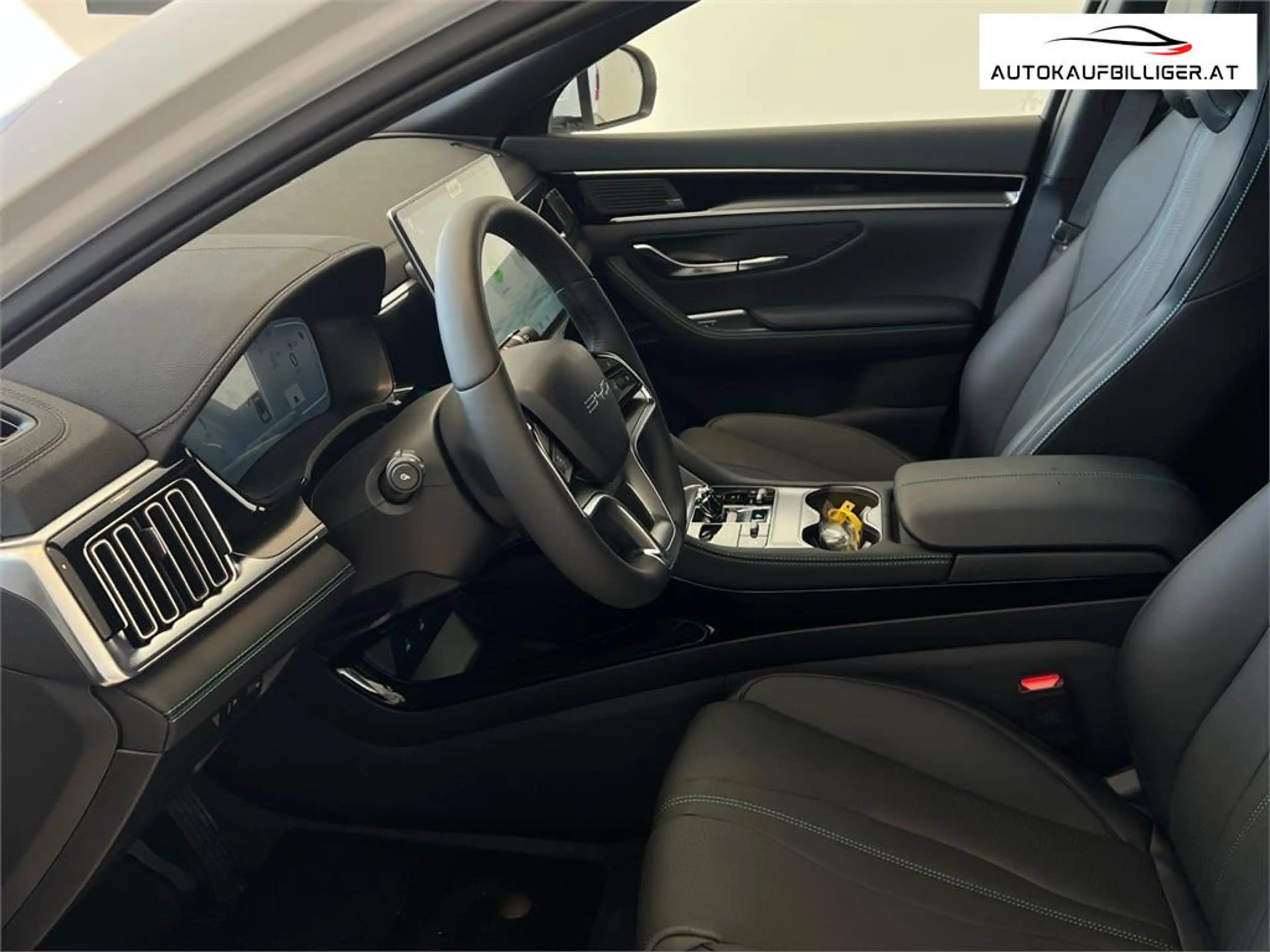 BYD Seal U DM-i Comfort 26,6 kWh *Österreich-Paket**sofort... — photo 13