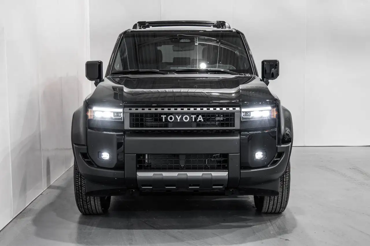 Toyota Land Cruiser снимка Toyota Land Cruiser