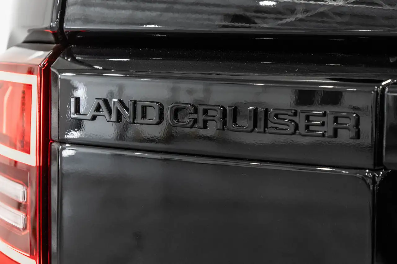 Toyota Land Cruiser снимка Toyota Land Cruiser