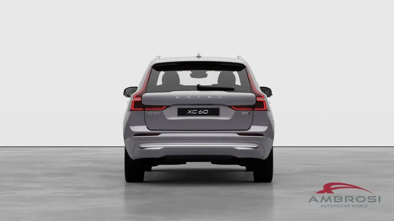 Volvo XC60 2026 — фото 8