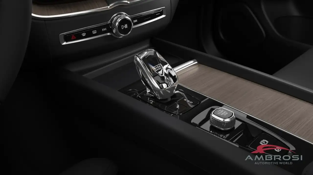 Volvo XC60 2026 — фото 15