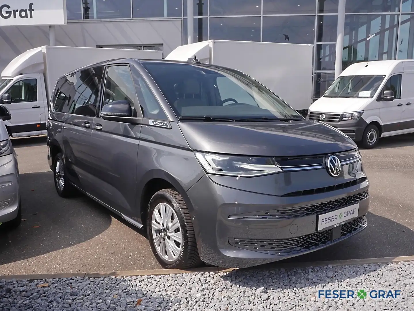 Volkswagen T7 Multivan Life 2.0 TDI 110kW Lang AHK ACC TOP Grau - 2