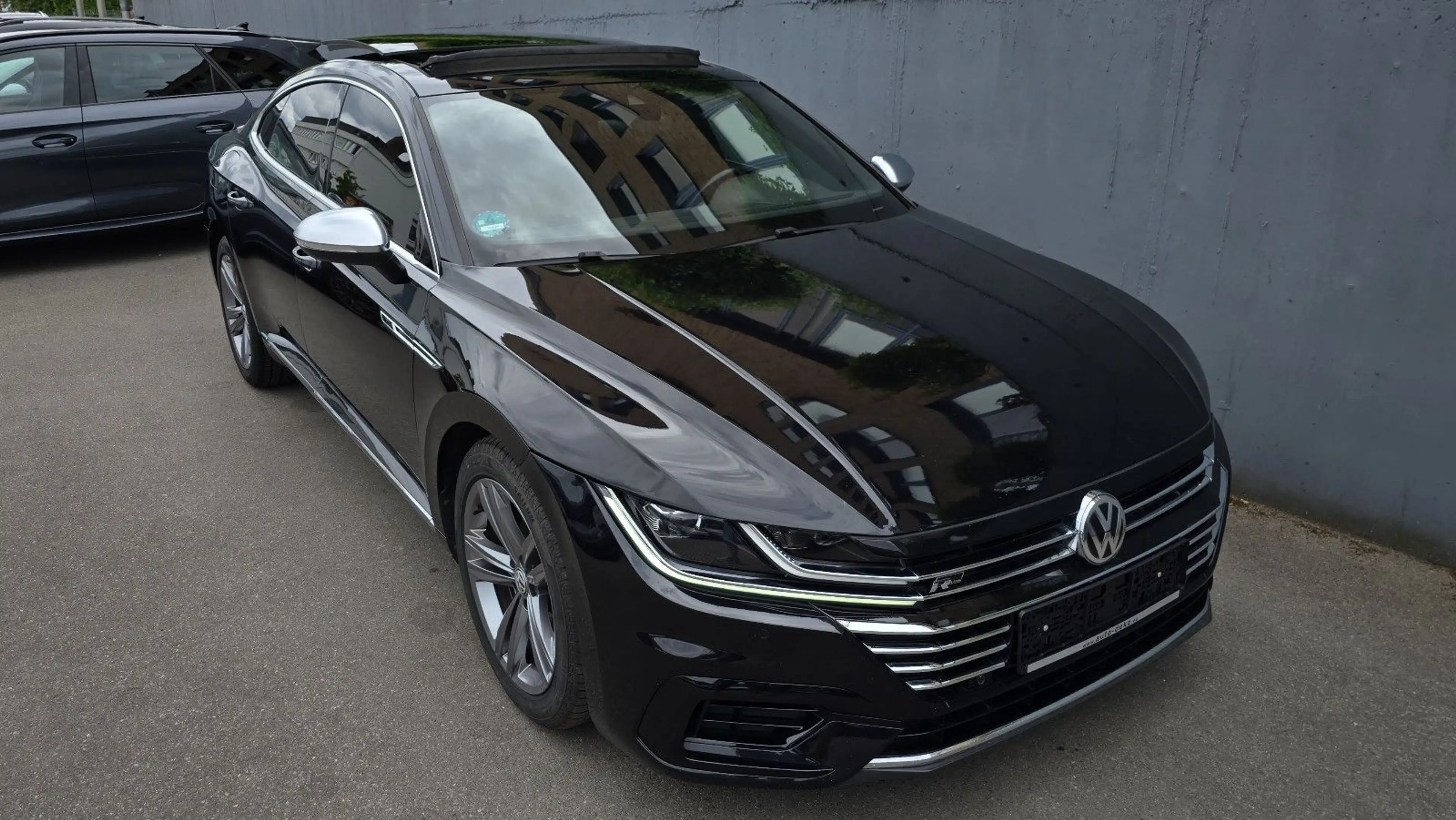 Volkswagen Arteon 2.0 TDI DSG 4M 3 x R-Line Pano/ACC/Kamera — photo 2