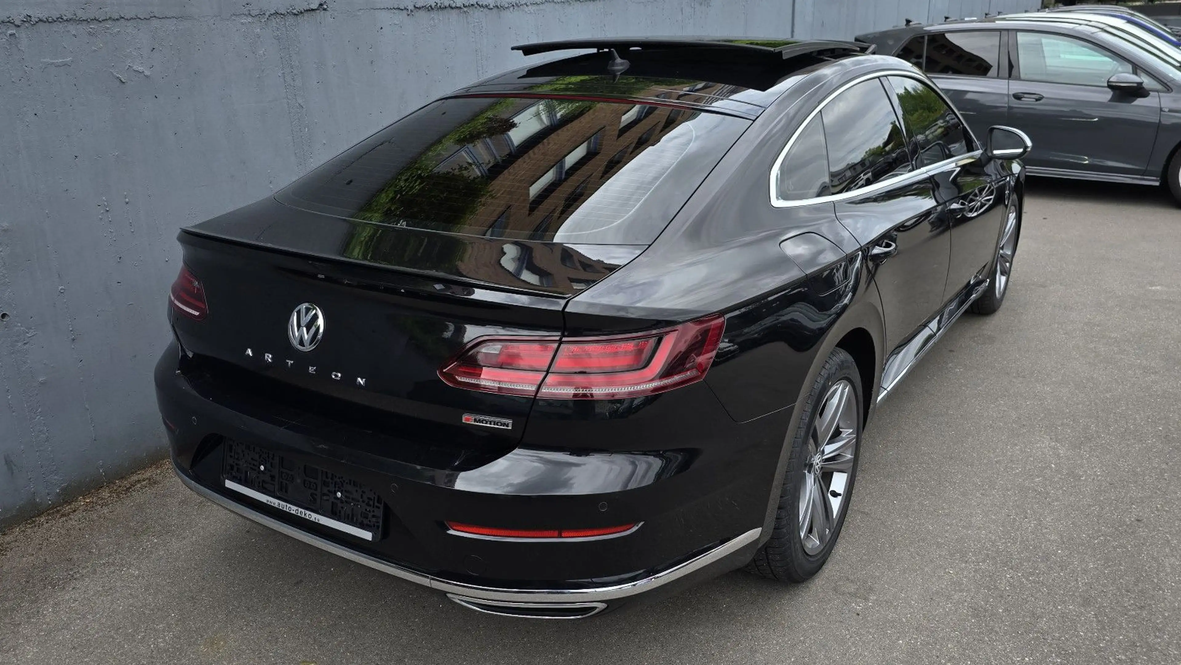 Volkswagen Arteon 2.0 TDI DSG 4M 3 x R-Line Pano/ACC/Kamera — photo 4