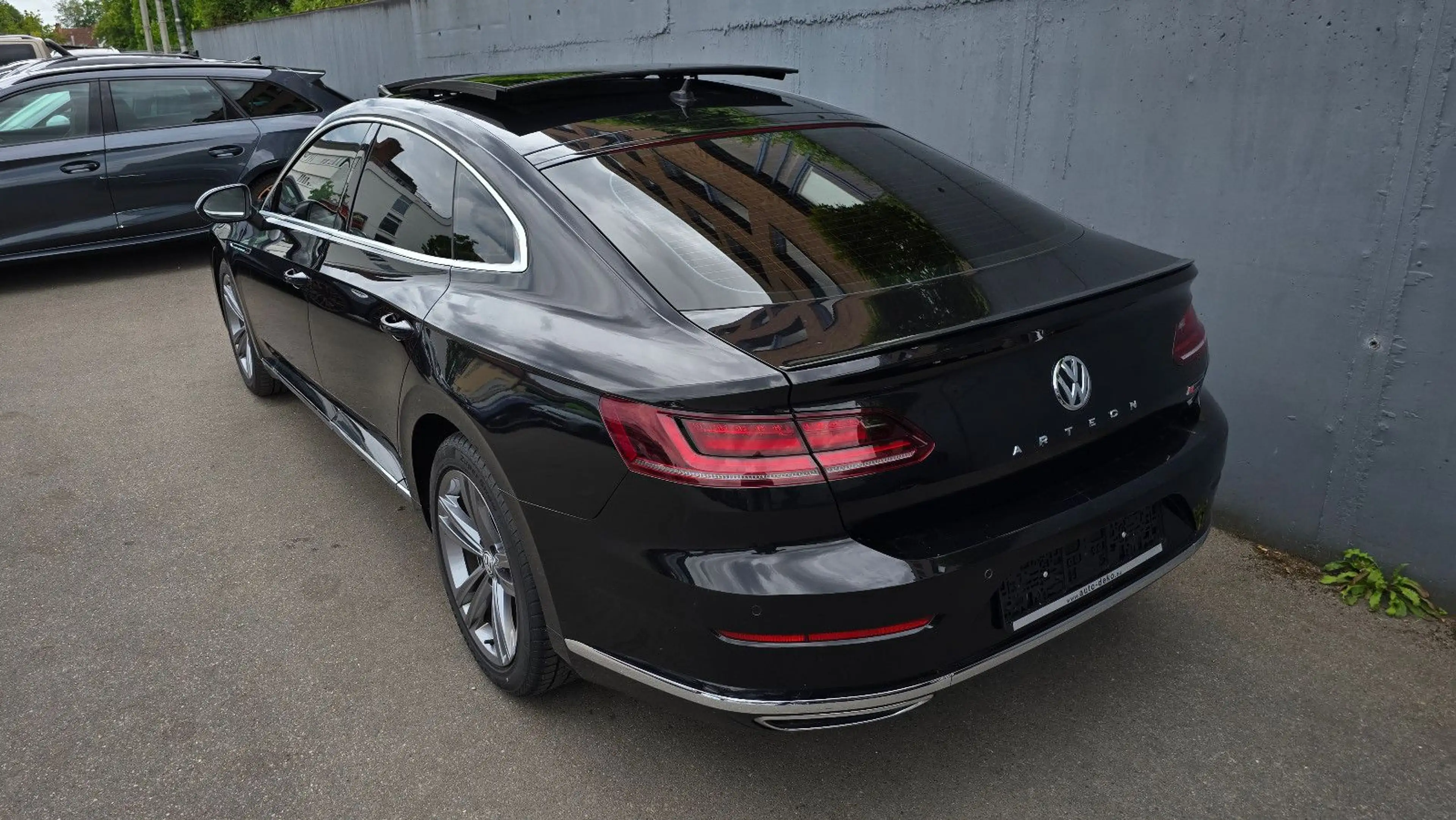 Volkswagen Arteon 2.0 TDI DSG 4M 3 x R-Line Pano/ACC/Kamera — photo 3