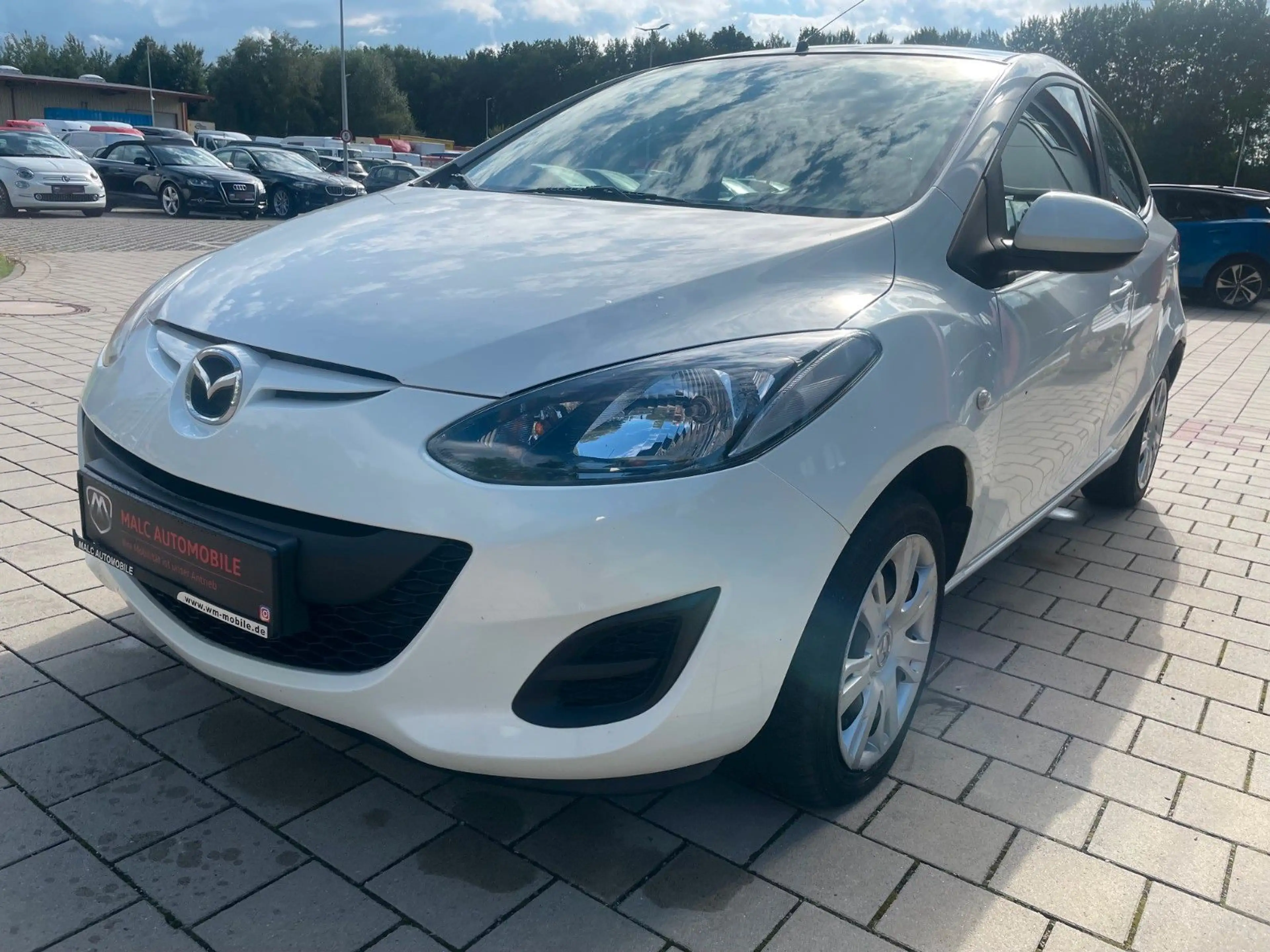 Mazda 2 Lim. 1.6 CD Center-Line(Tüv&Insp. neu/2 Hand) — photo 3
