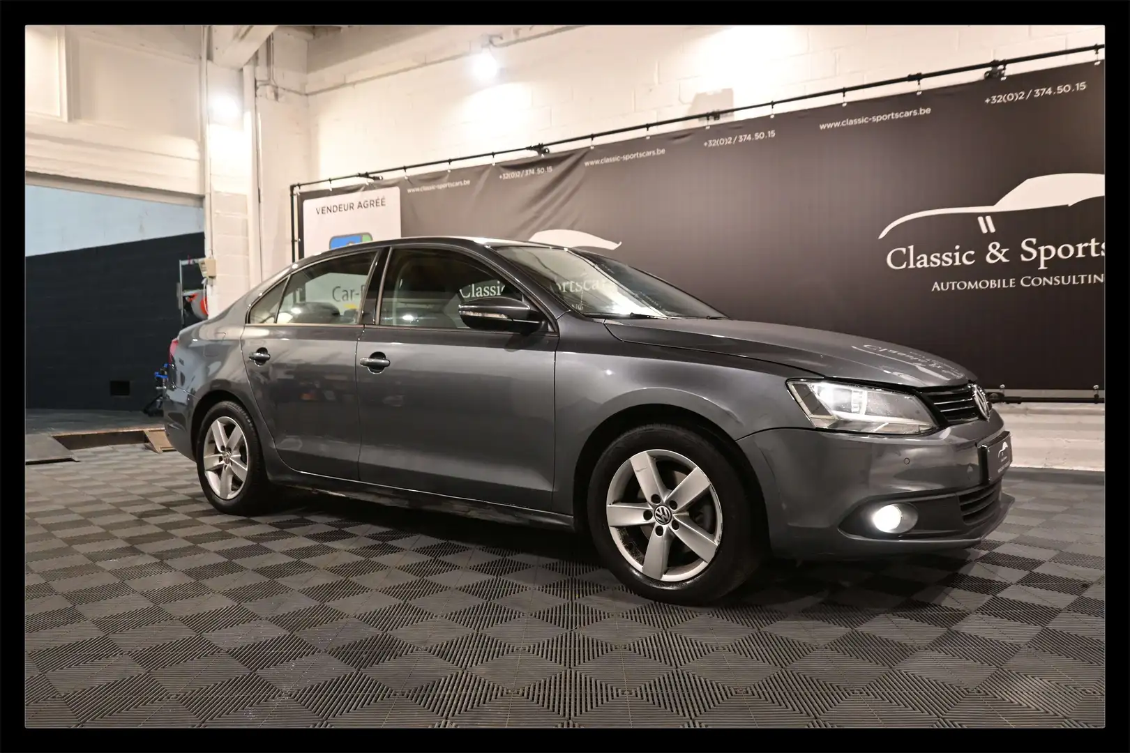 Volkswagen Jetta 1.4 TSI Comfortline DSG / AUTO / CUIR / GPS NAVI Gris - 1