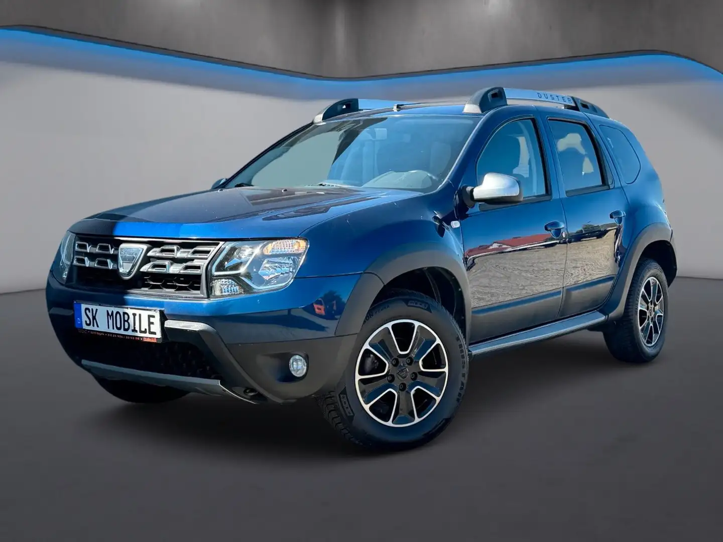 Dacia Duster I Laureate 4x4  *AHK*KLIMA*NAVI*EURO6* Blau - 1