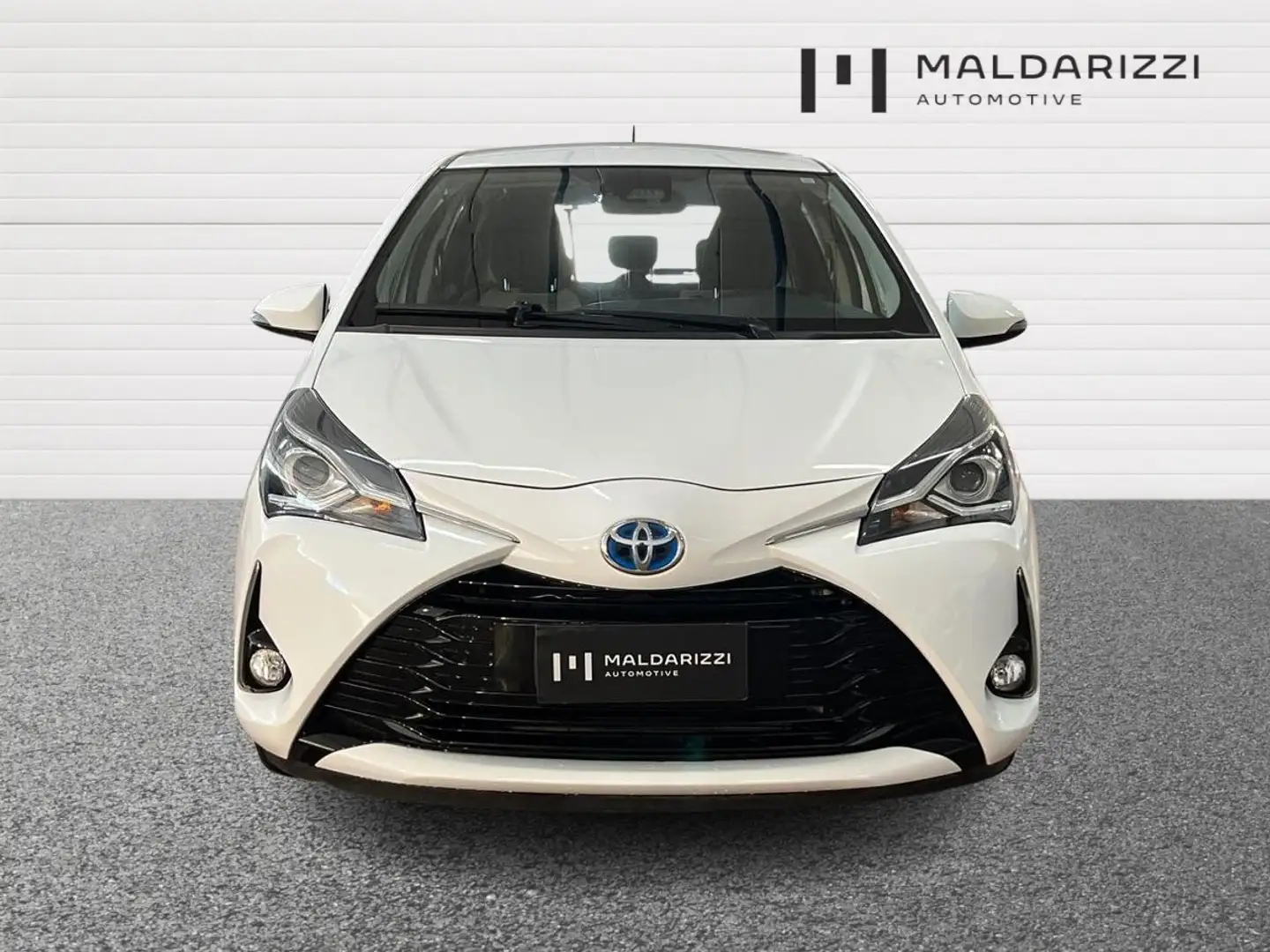 Toyota Yaris 5 Porte 1.5 VVT-i Hybrid Active Weiß - 2