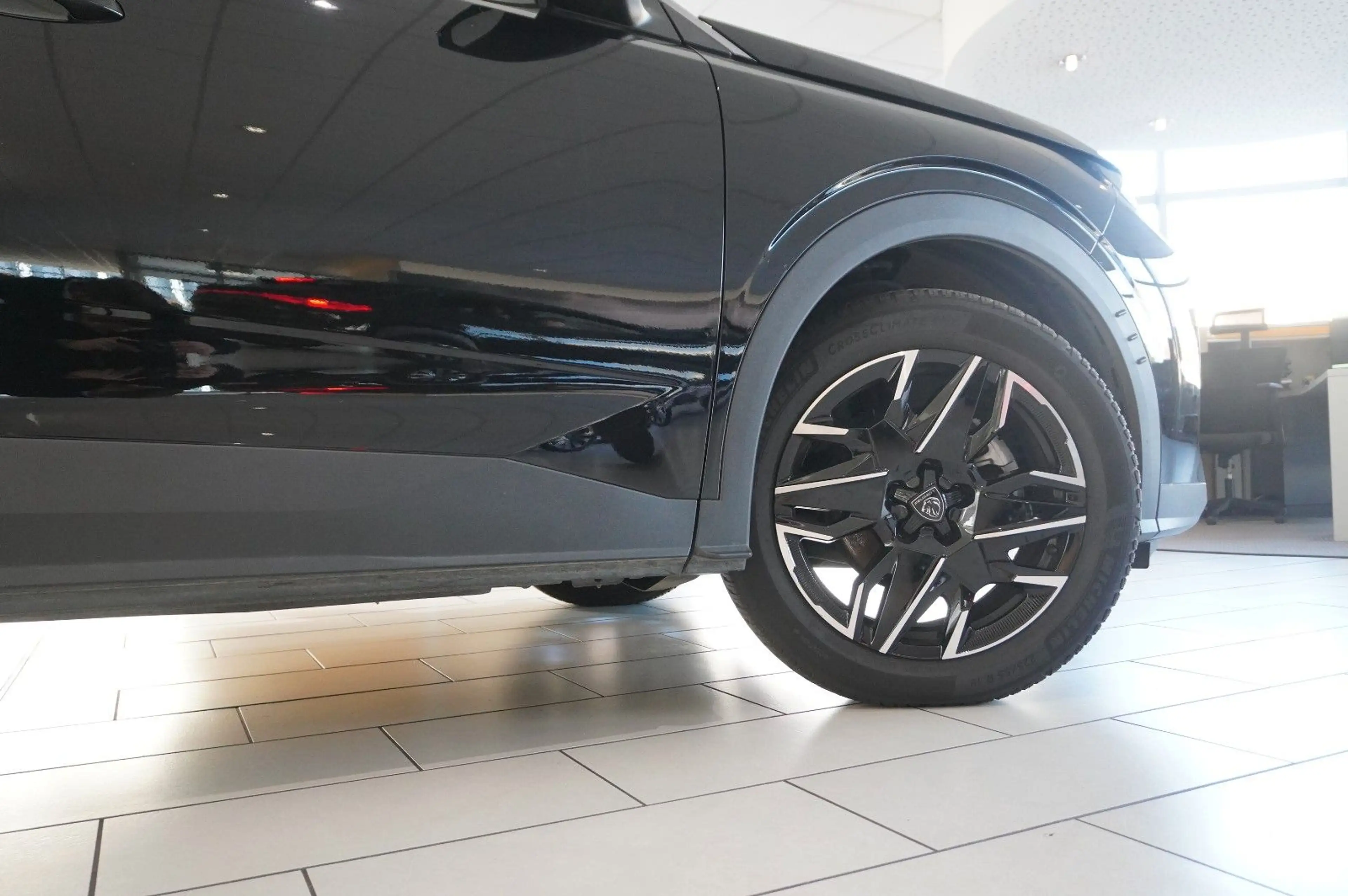 Peugeot 3008 Hybrid 145 ALLURE E-DSC NAVI/LED/KAMERA — photo 7