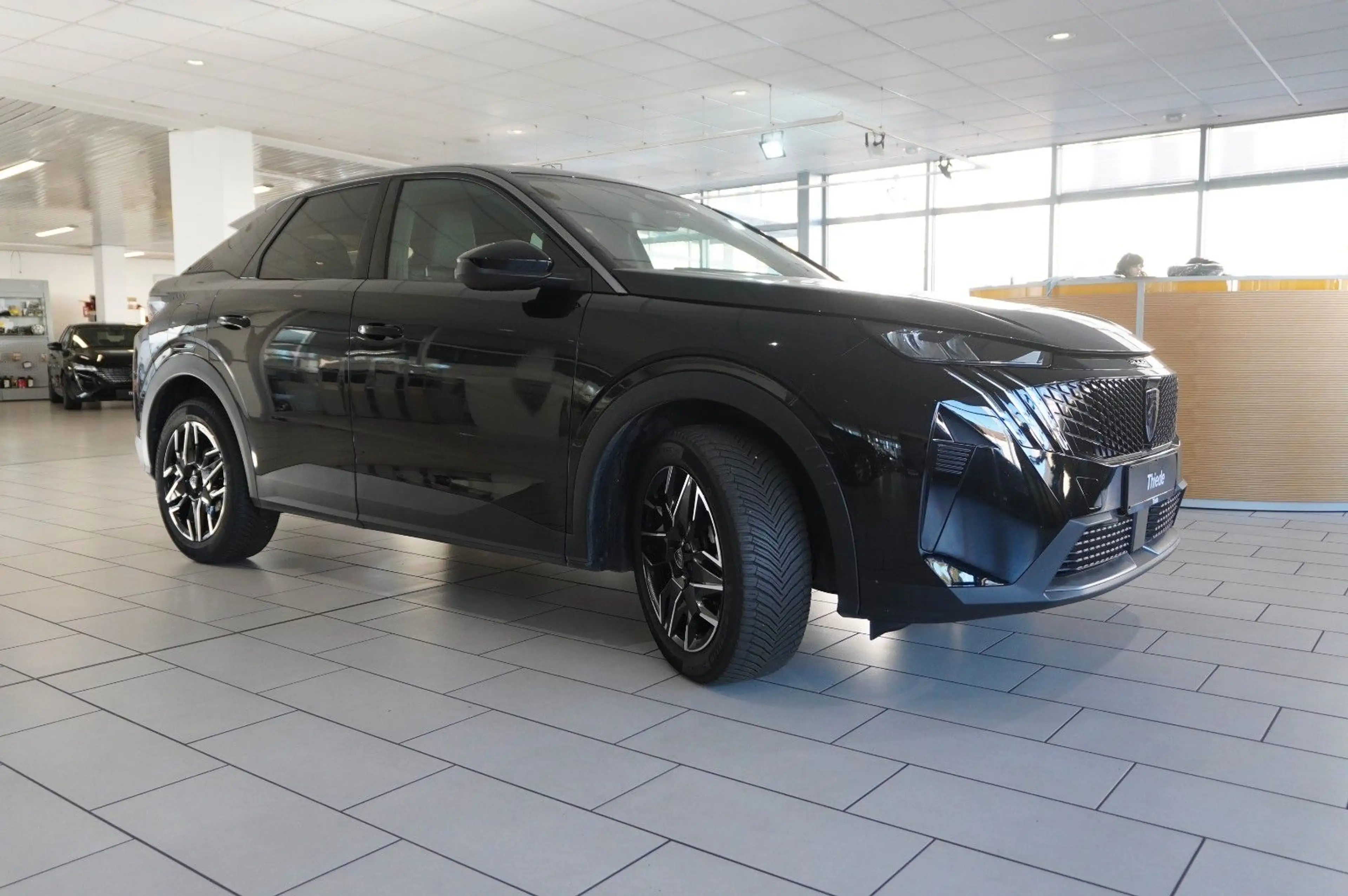Peugeot 3008 Hybrid 145 ALLURE E-DSC NAVI/LED/KAMERA — photo 6