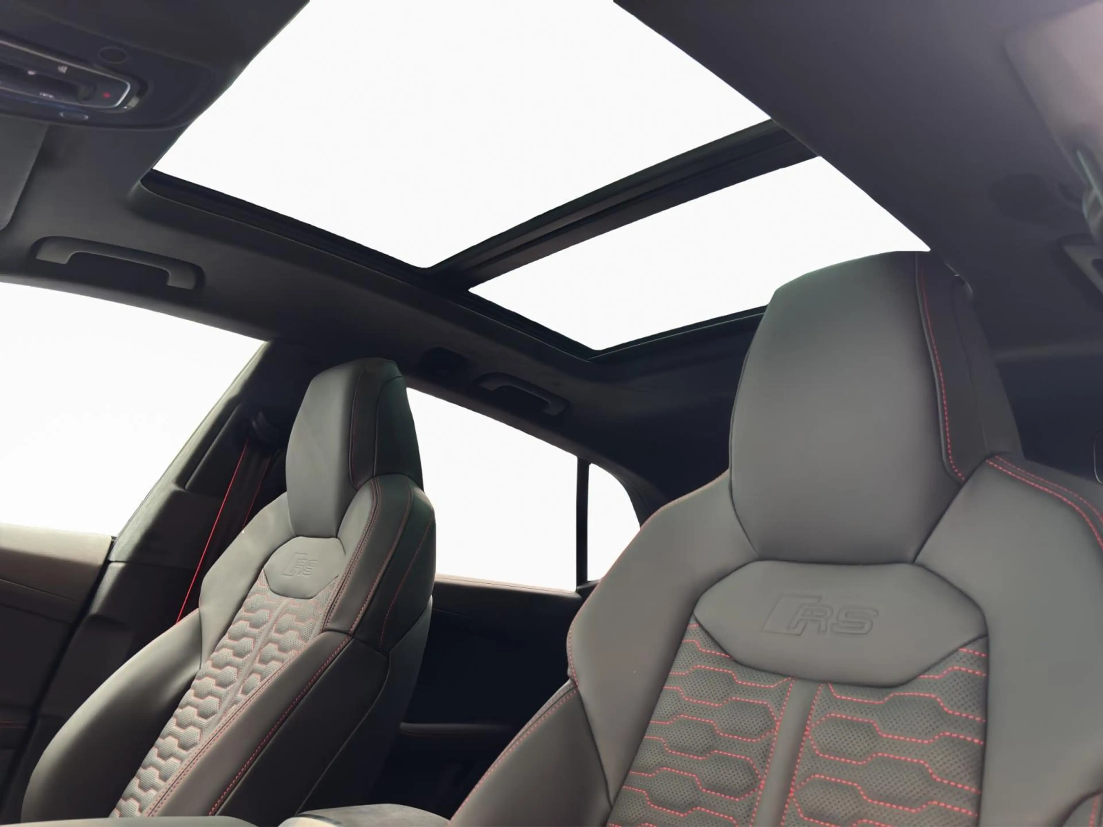 Audi RS Q8 TFSI quattro tiptronic Performance — photo 15