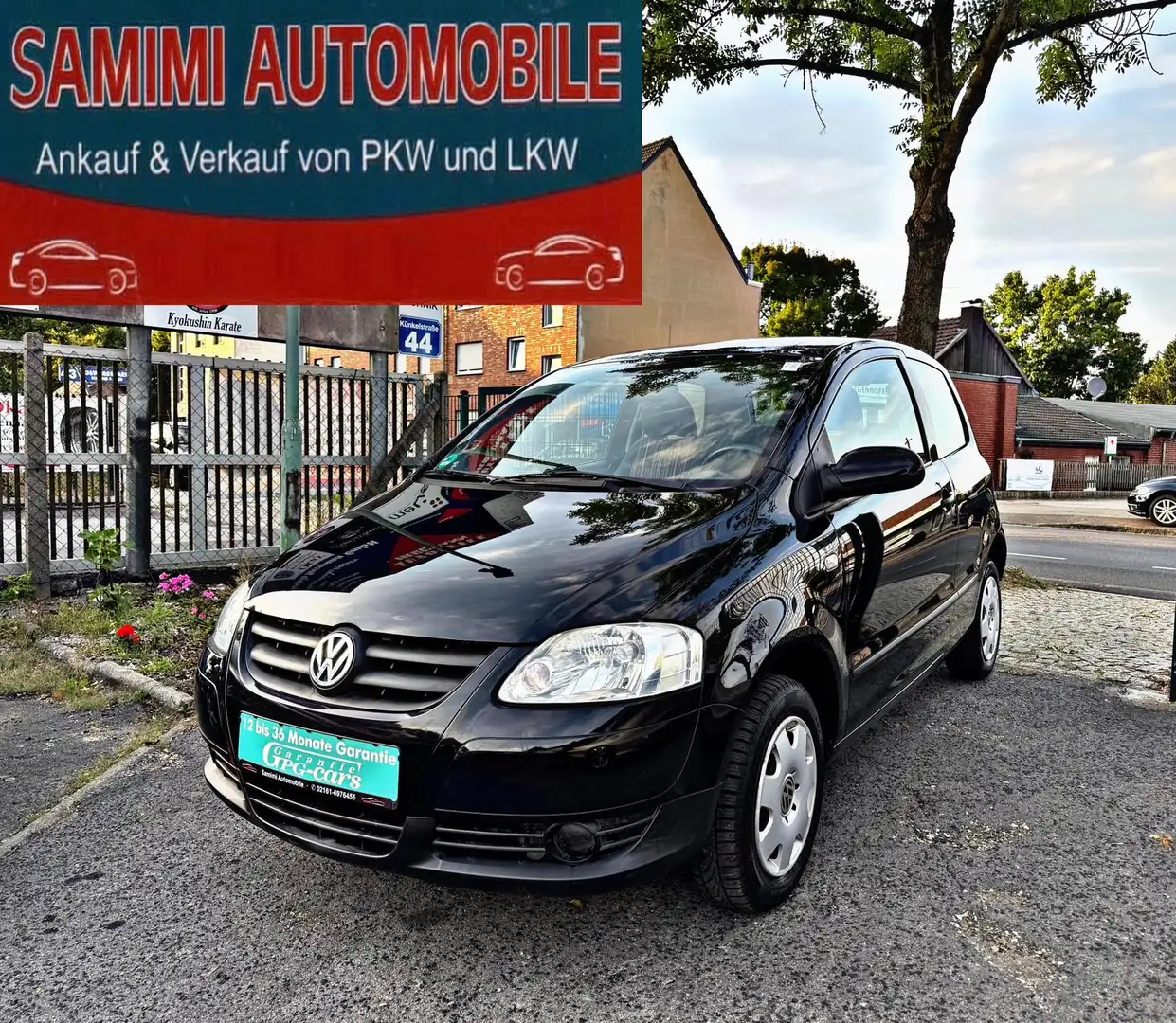 Volkswagen Fox Basis Schwarz - 1