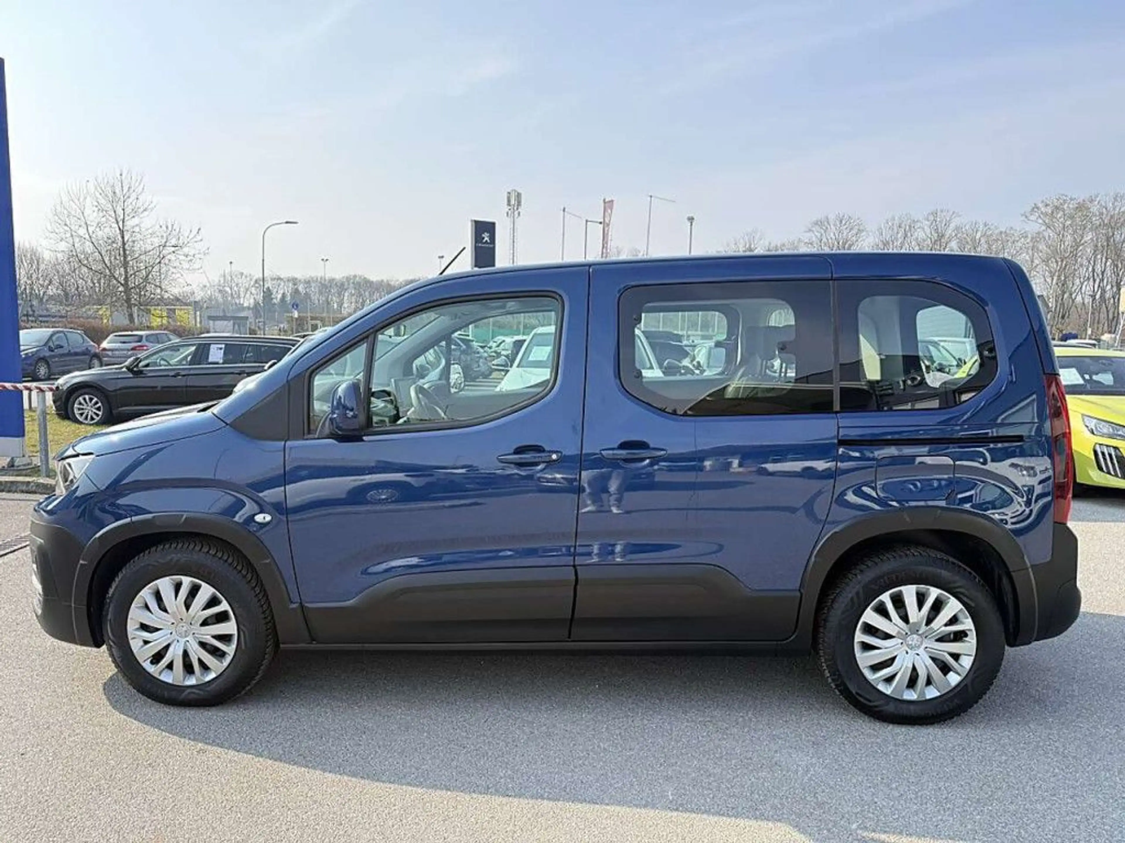 Peugeot Rifter 1,5 BlueHDI 100 S&S Active — photo 3