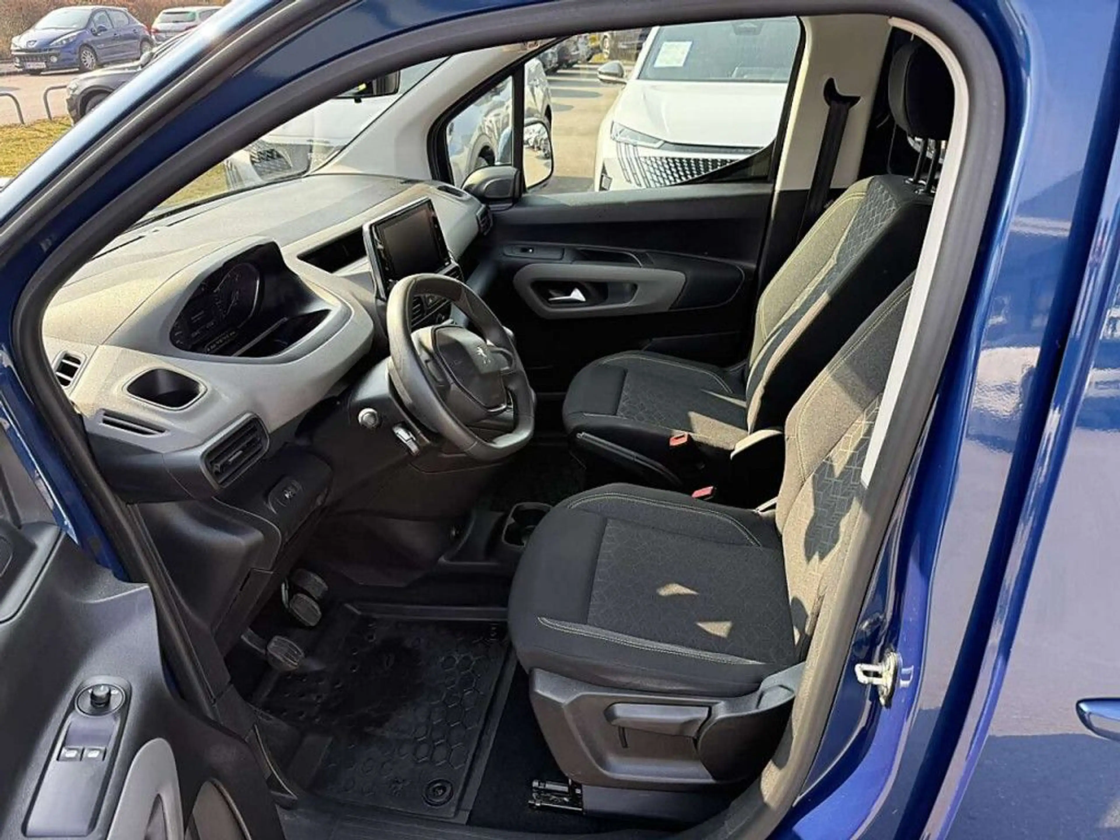 Peugeot Rifter 1,5 BlueHDI 100 S&S Active — photo 14