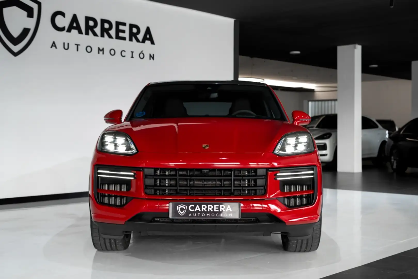 Porsche Cayenne Coupé Turbo E-Hybrid Aut. Rojo - 2