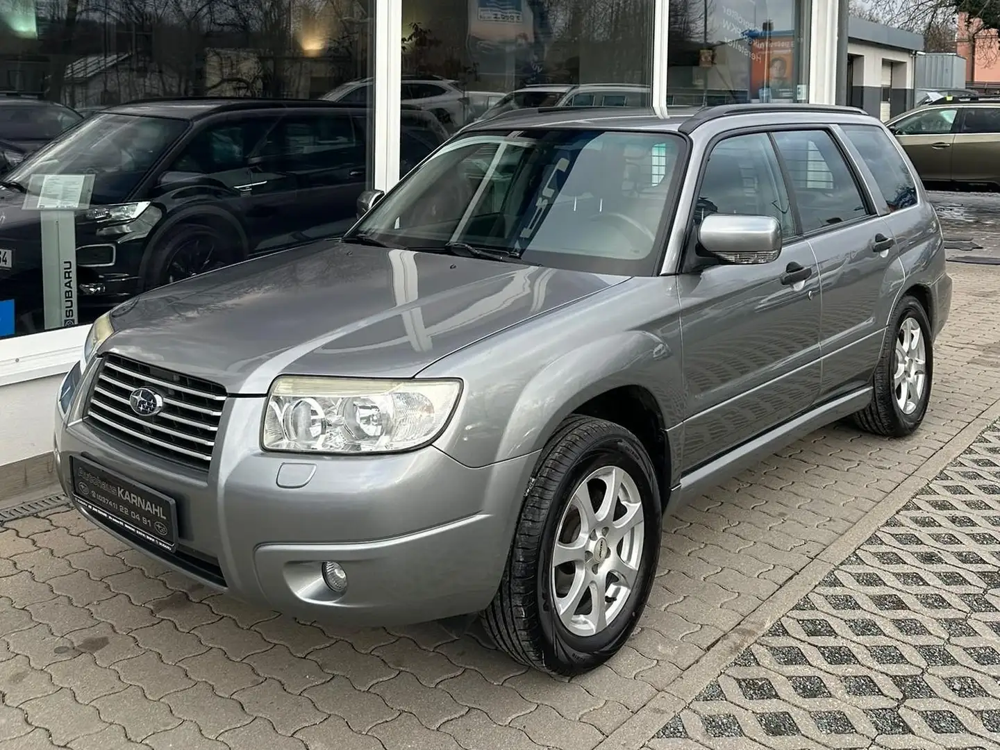 Subaru Forester 2.0 X Active MT Winterpaket Zilver - 2