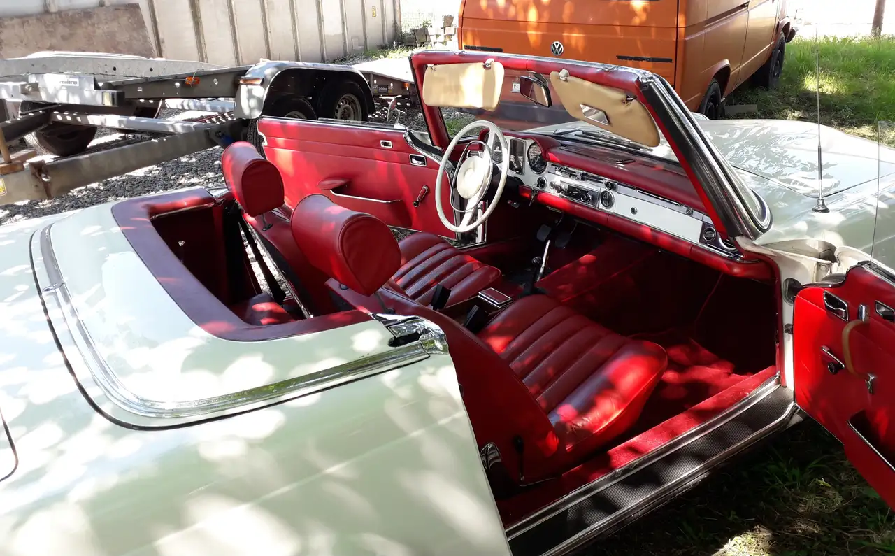 Mercedes-Benz SL 280