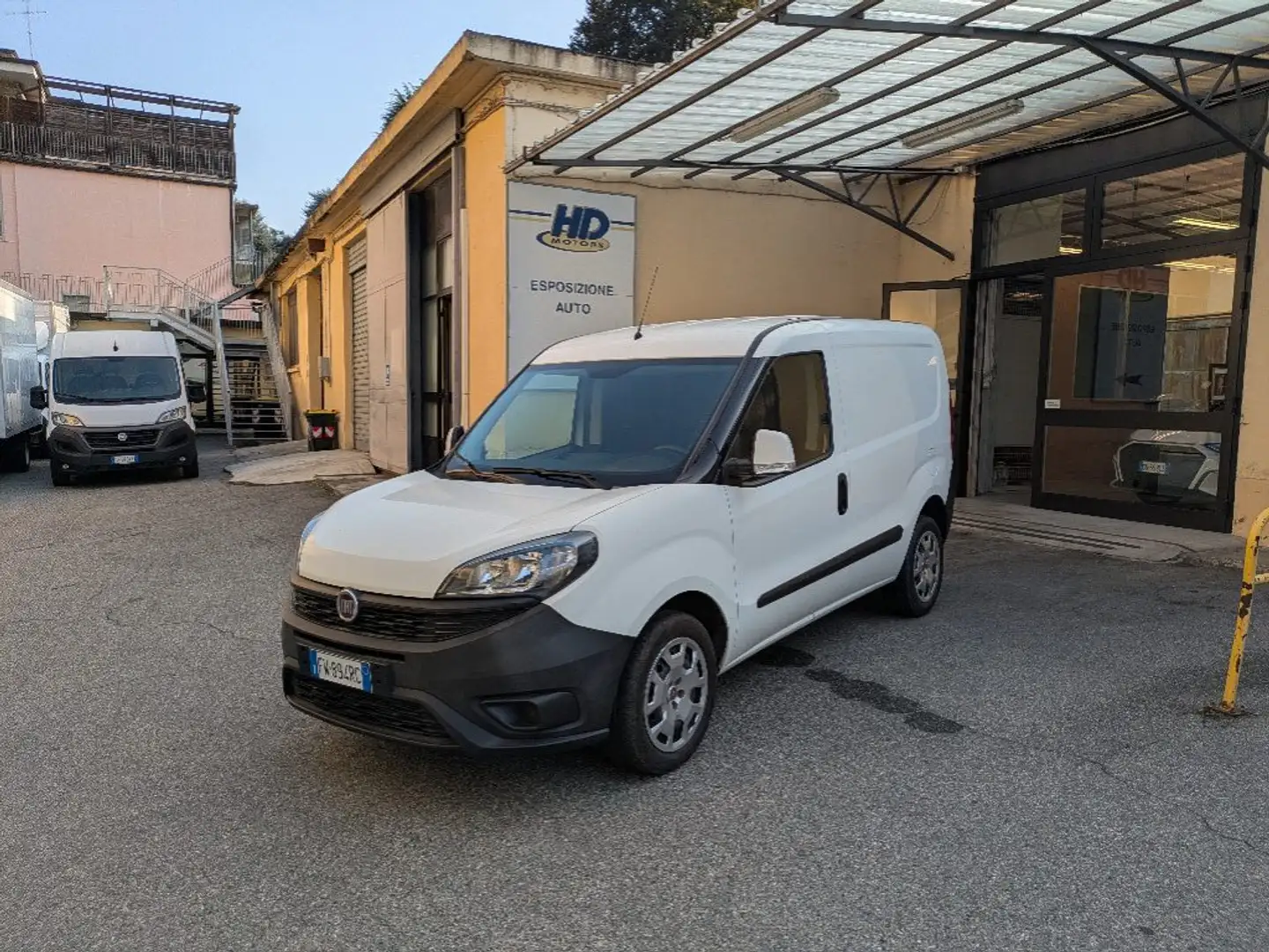 Fiat Doblo 1.4 T-Jet  Cargo  SX 3 Posti  km 24800!! Blanc - 1