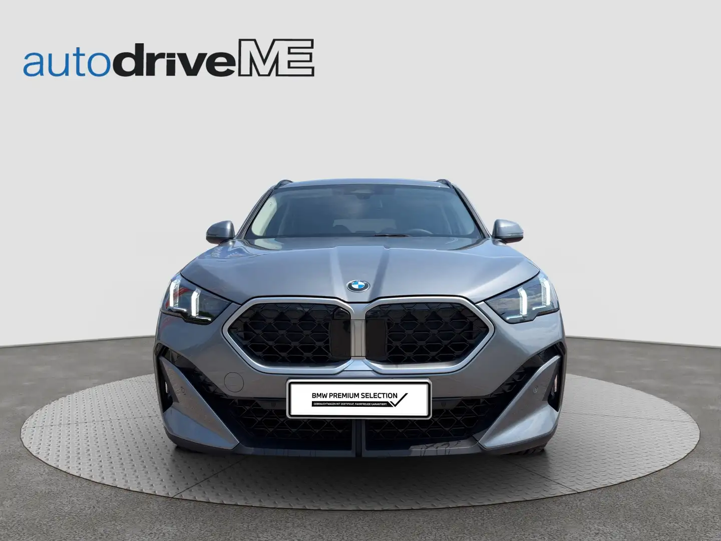BMW X2 d sDrive 18d Grau - 2