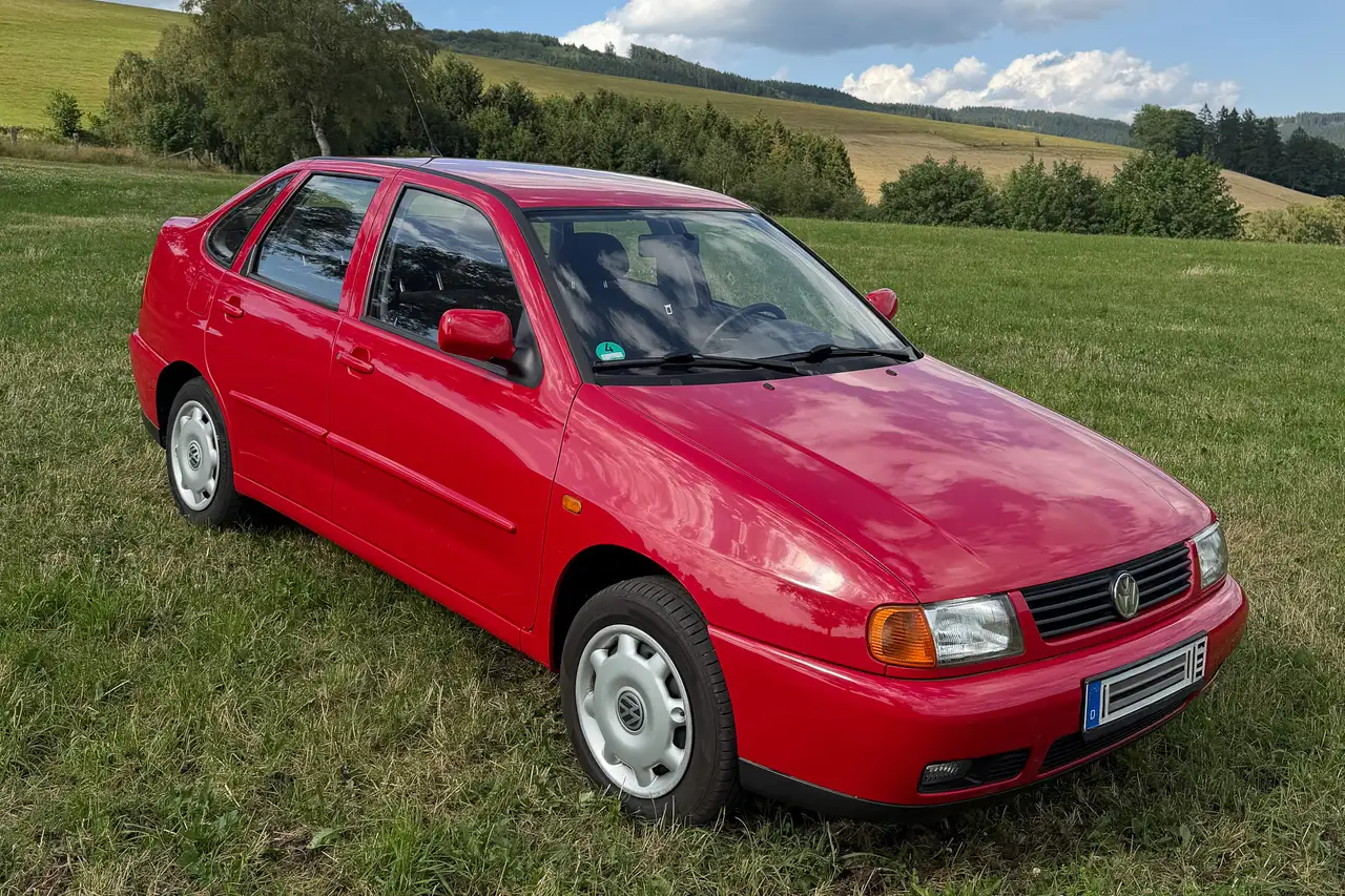 Volkswagen Polo Classic 75 Comfortline, foto 1