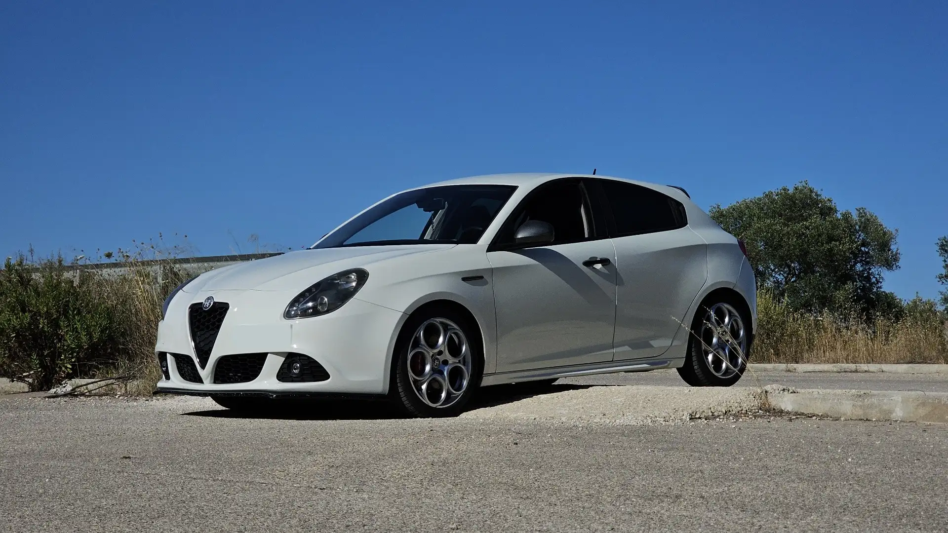 Alfa Romeo Giulietta 1.6 jtdm(2) Distinctive - 1