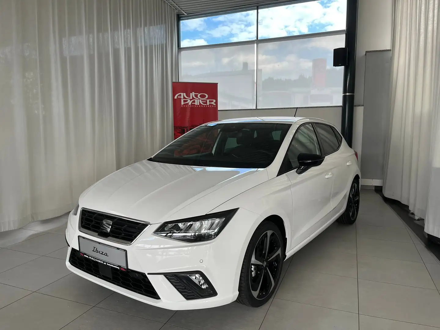 SEAT Ibiza FR Edition 1.0 TSI Weiß - 1
