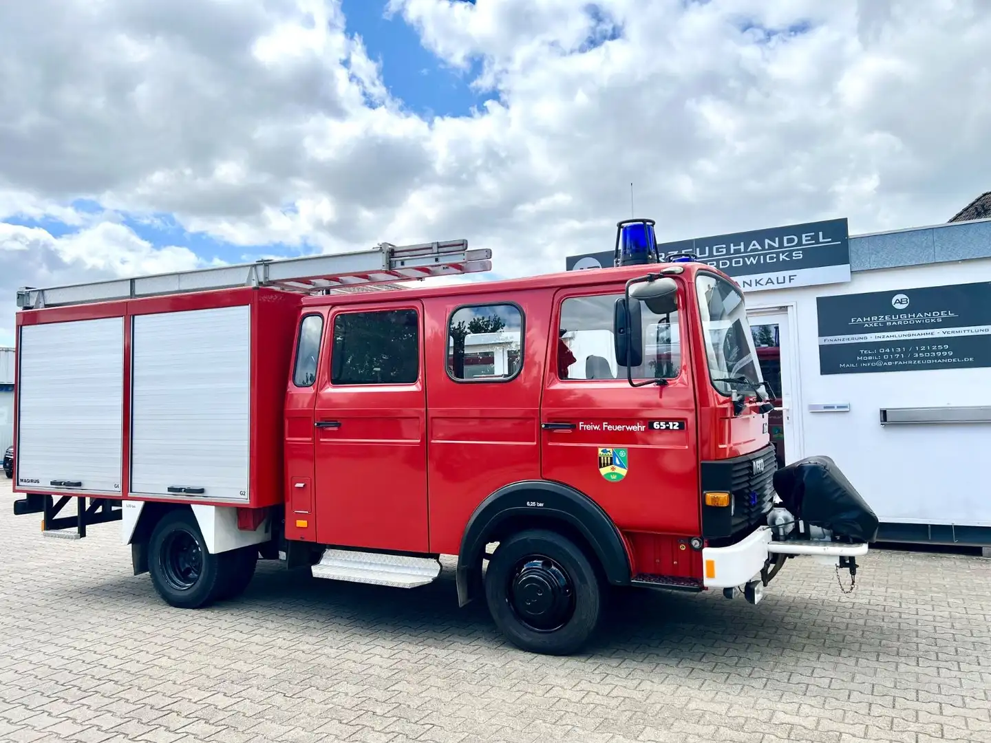 Iveco 65-12  DoKa Löschfahrzeug Feuerwehr Rosso - 1