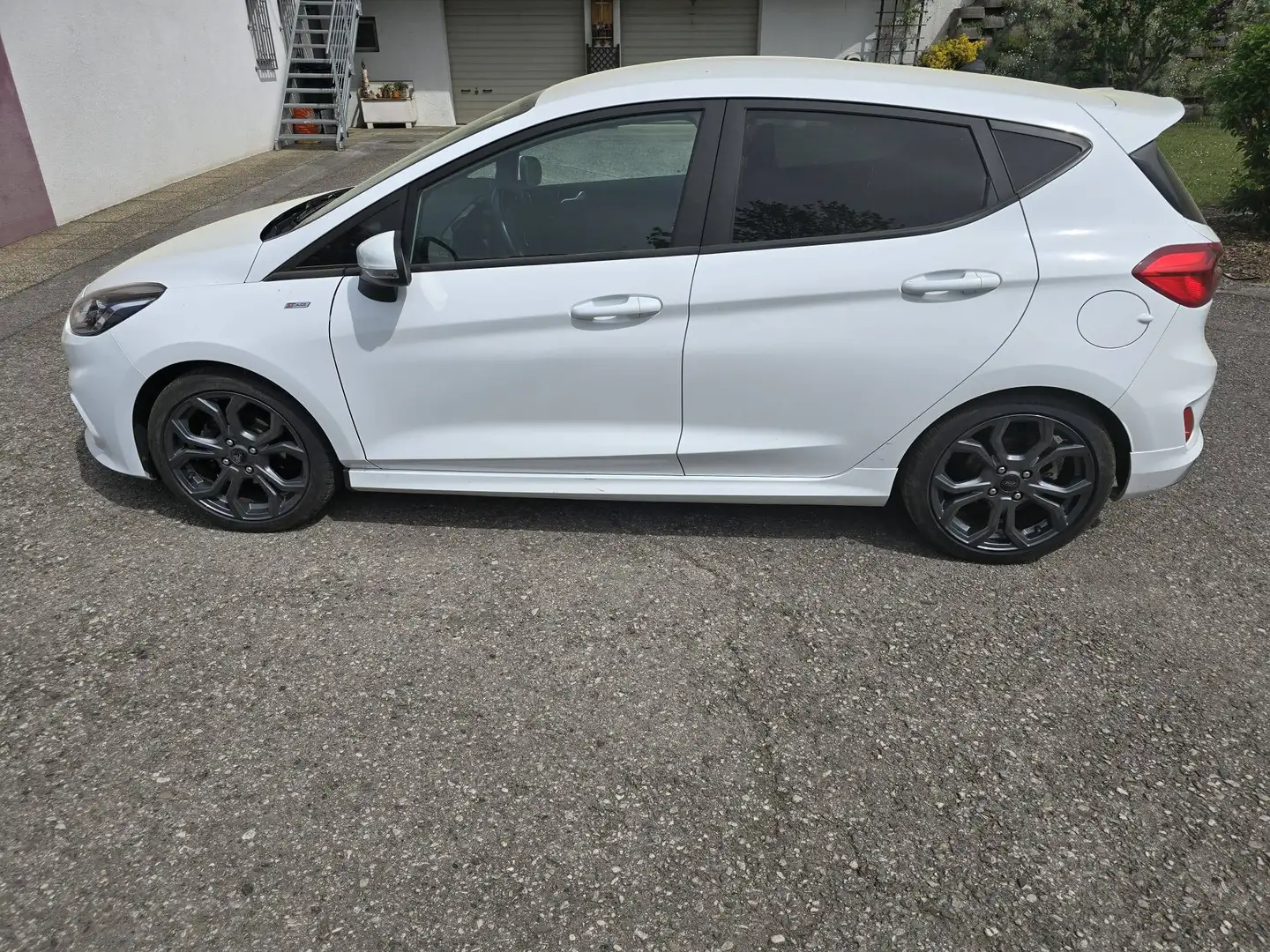Ford Fiesta Fiesta ST-Line 1,0 EcoBoost Start/Stop ST-Line Weiß - 2