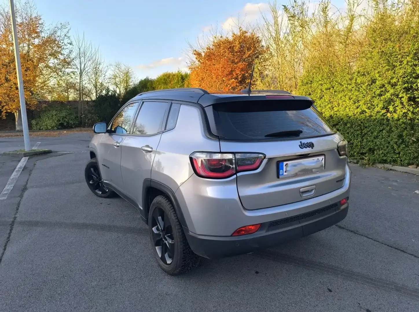 Jeep Compass 1.6 MJD 4x2 Longitude Grijs - 2