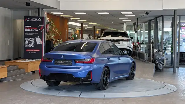 BMW 3 Series view 7