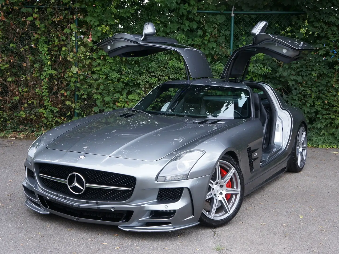 Mercedes-Benz SLS AMG 6.2i V8 Gris - 2