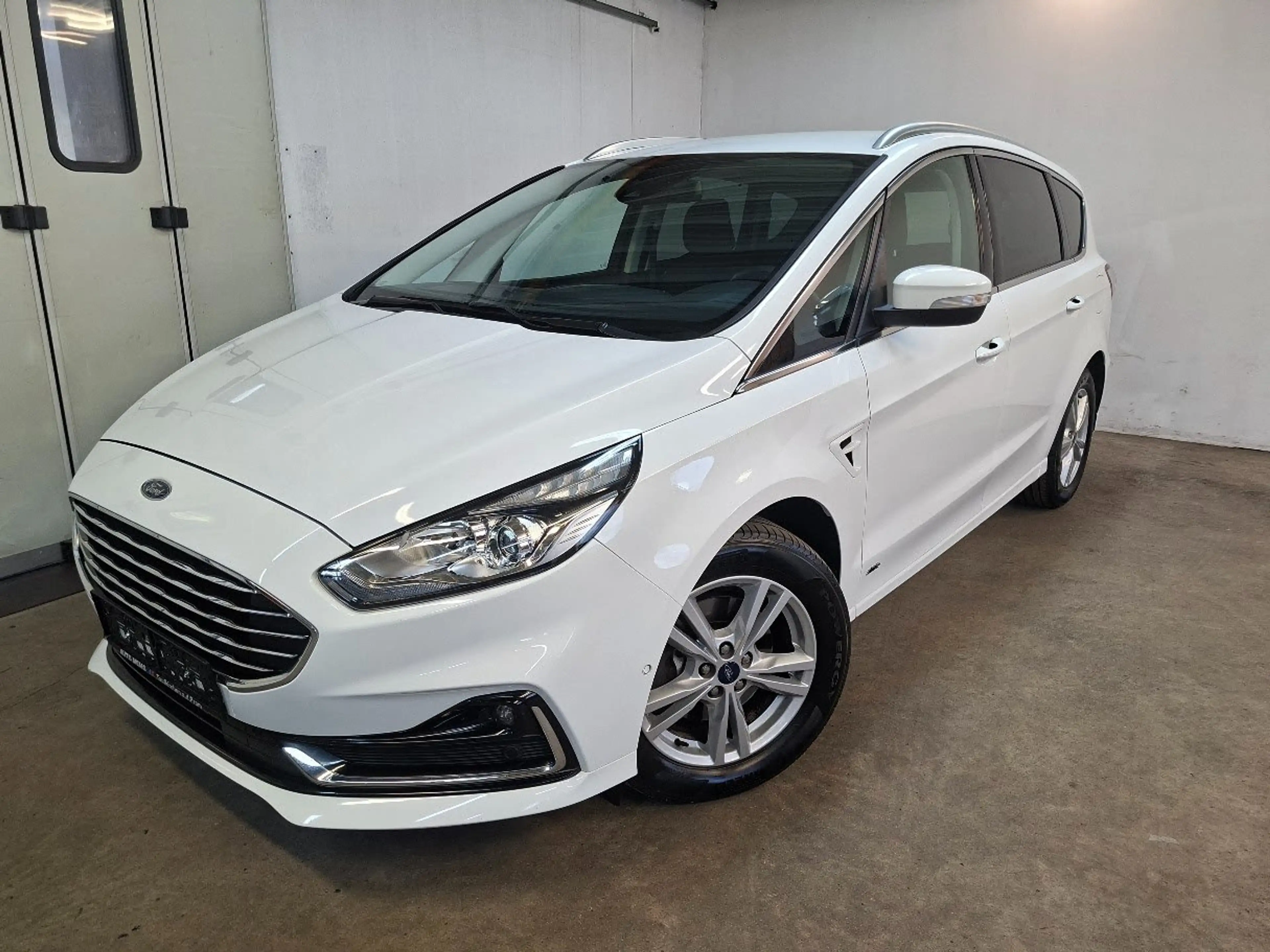 Ford S-Max 2.0 EcoBlue AWD Aut. Titanium, AHK