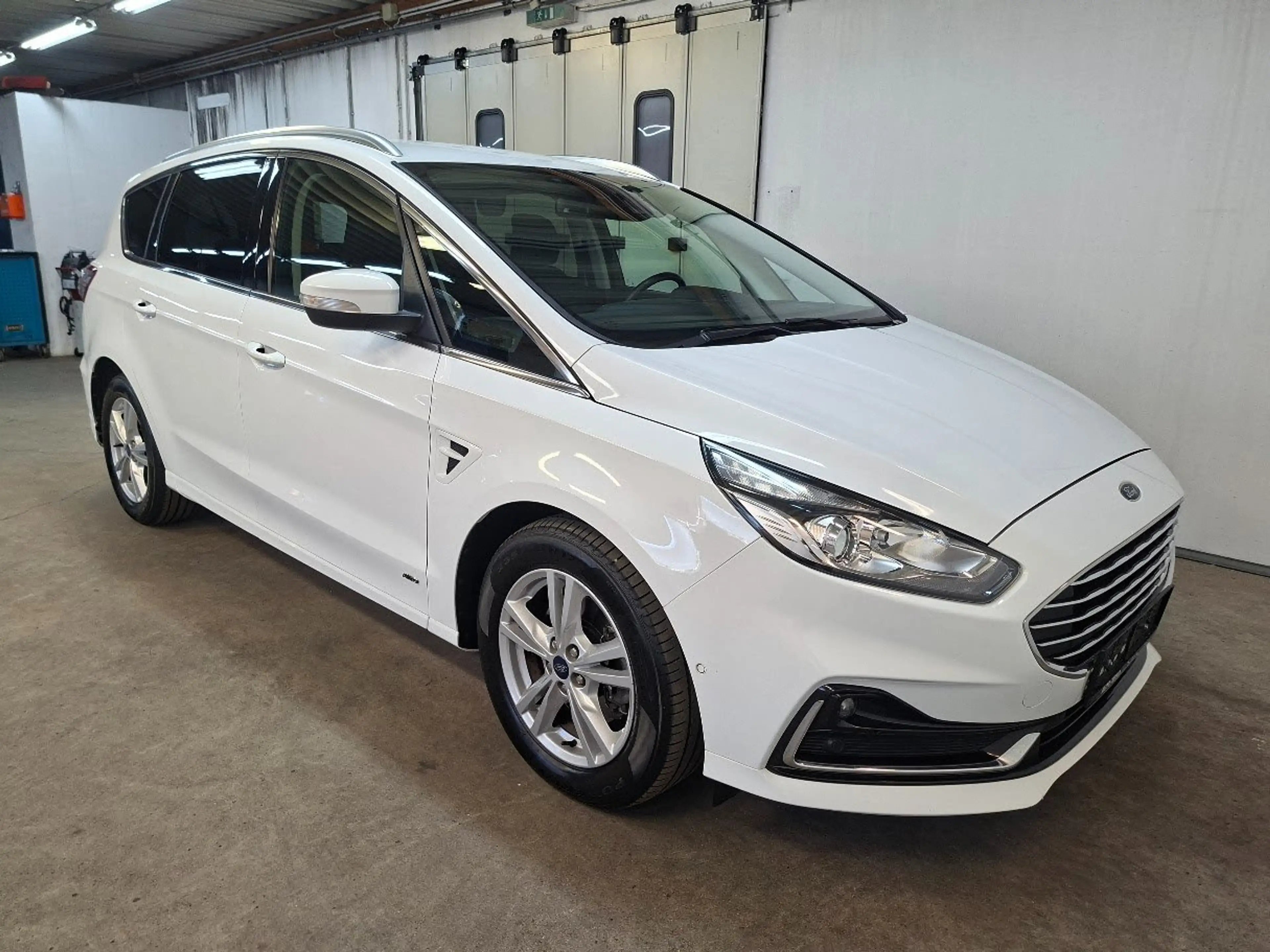 Ford S-Max 2.0 EcoBlue AWD Aut. Titanium, AHK — photo 6