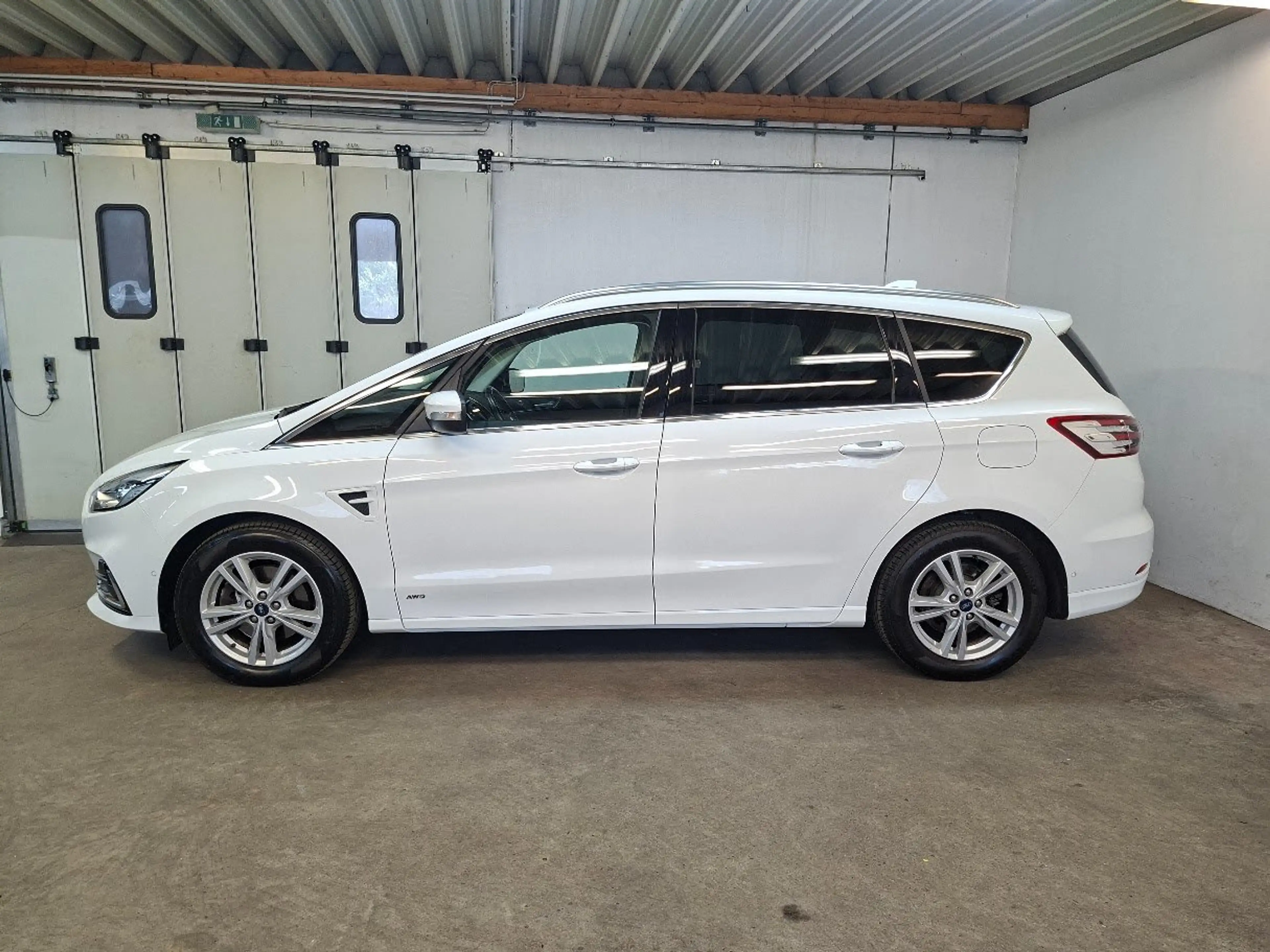 Ford S-Max 2.0 EcoBlue AWD Aut. Titanium, AHK — photo 2
