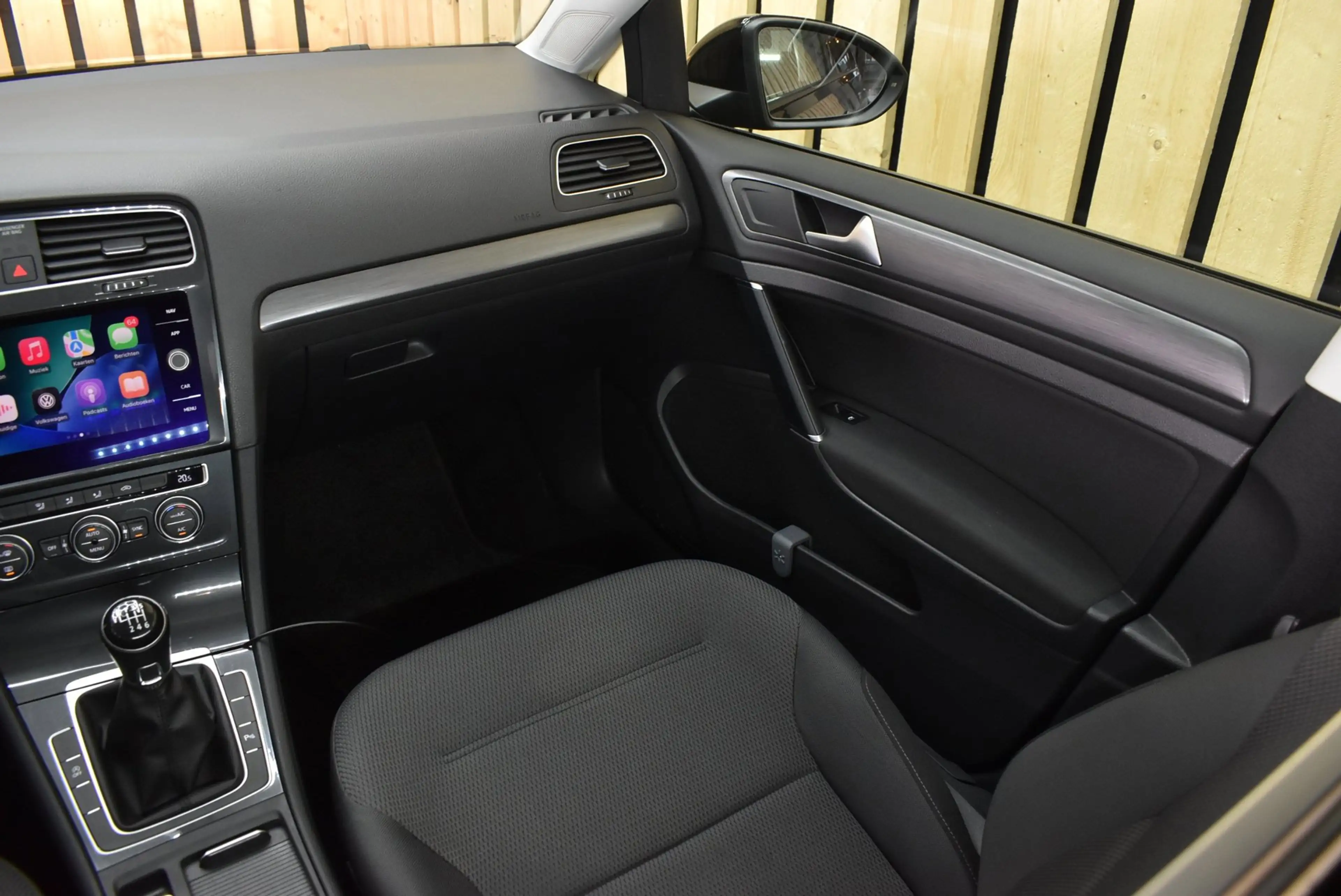 Volkswagen Golf 1.0 TSI Comfortline Trekhaak Carplay NL-auto ACC C — photo 44