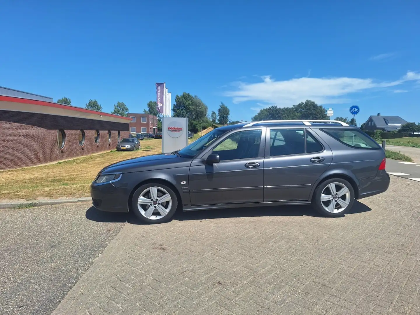 Saab 9-5 Estate 2.3t griffin Grijs - 2