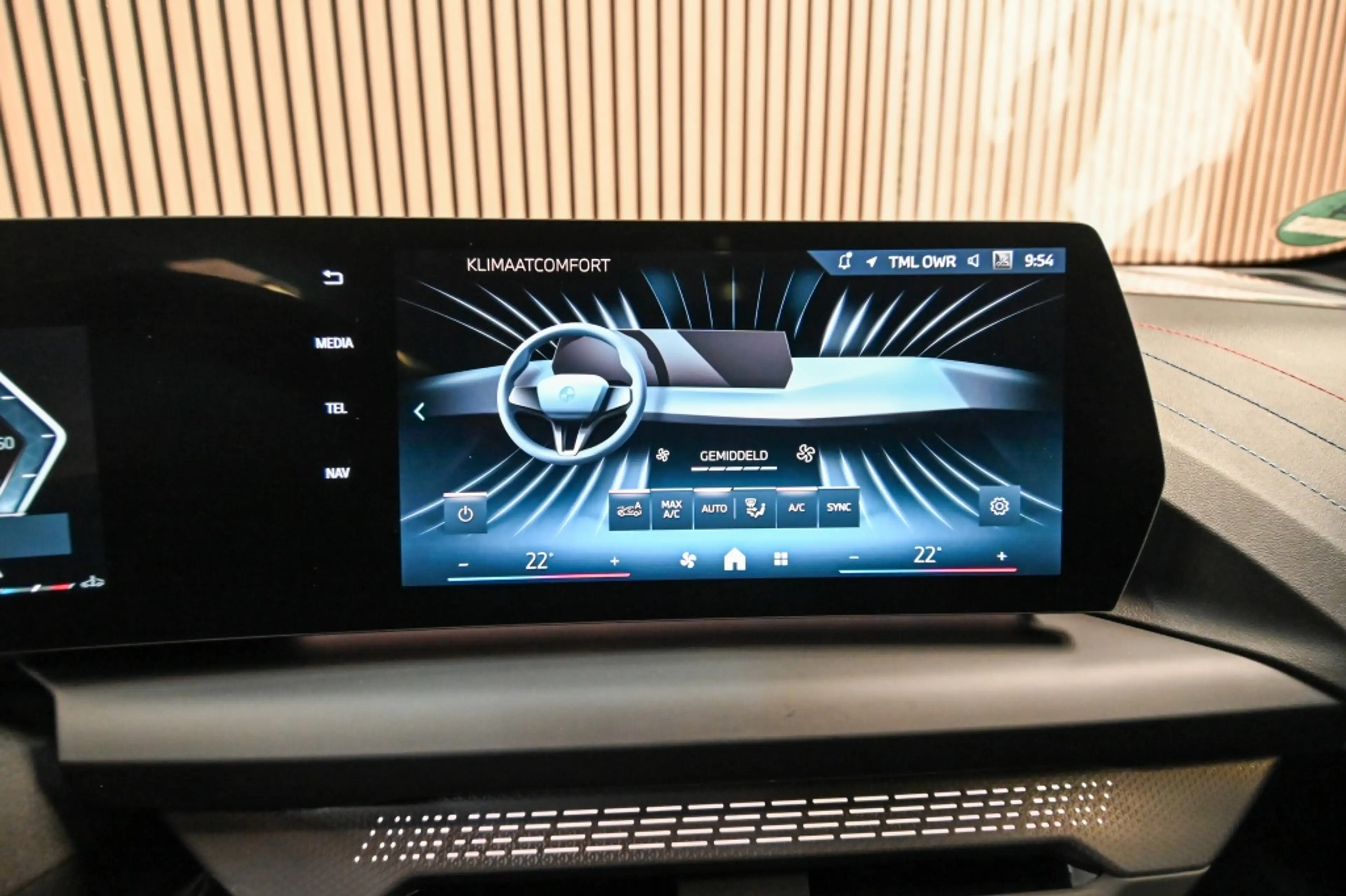 BMW 120 120i M Sport | PANO | ACC | Harman Kardon — photo 14