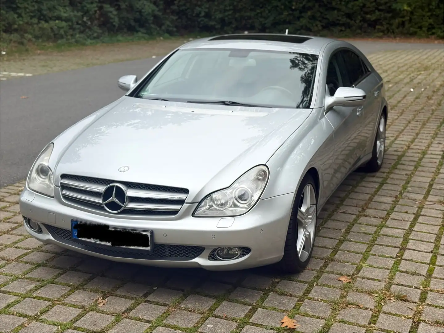 Mercedes-Benz CLS 320 Facelift CLS 320 / 350 CDI (219.322) Silber - 2