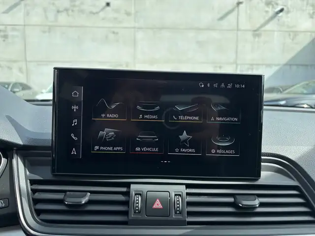 Audi Q5 view 14